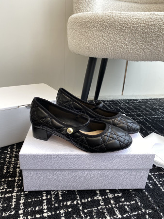 ua D*or ballet pump black