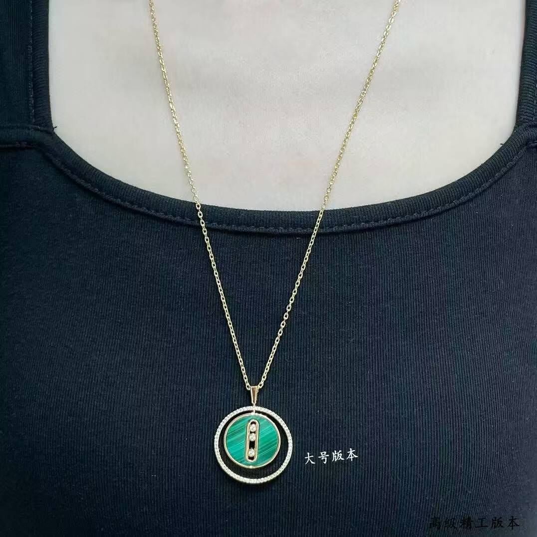 Mes1kaa necklace