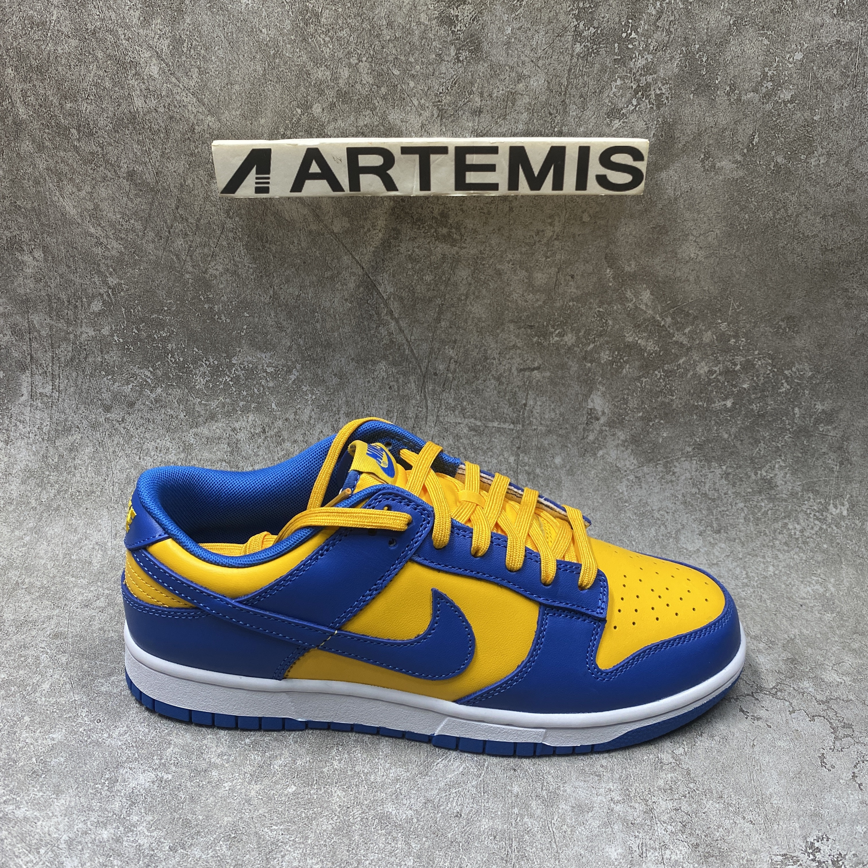 Nike Dunk Low UCLA