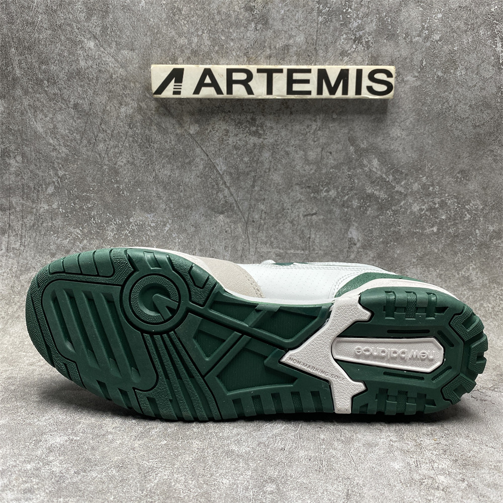new Ba1an*e 550 white green
