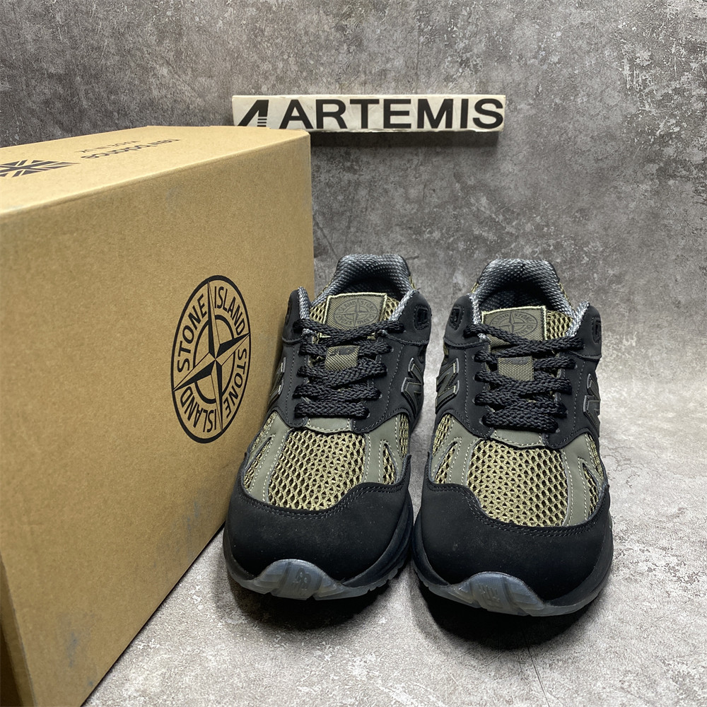 new Ba1an*e stone island x 991v2 made in england 