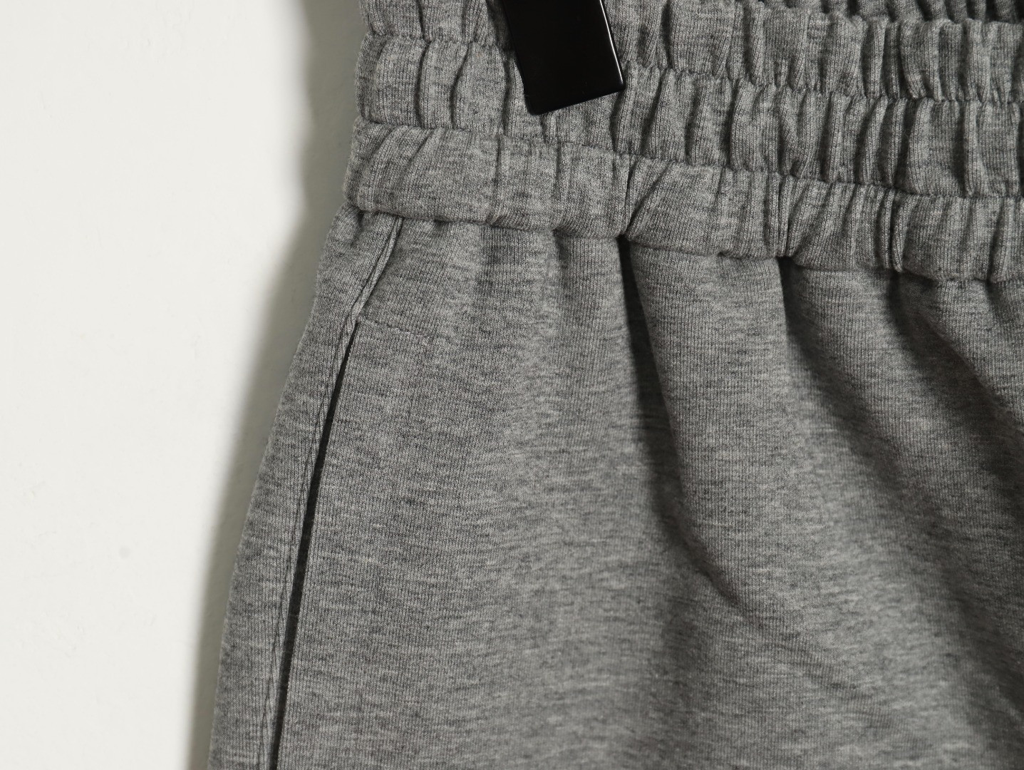 G*u*i guc shorts