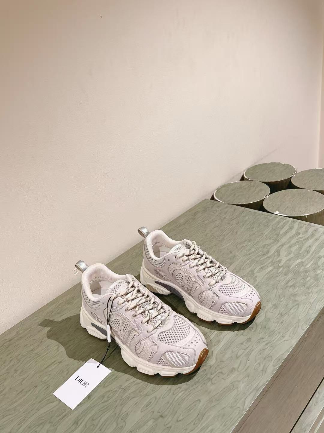 ua D*or chrono sneakers