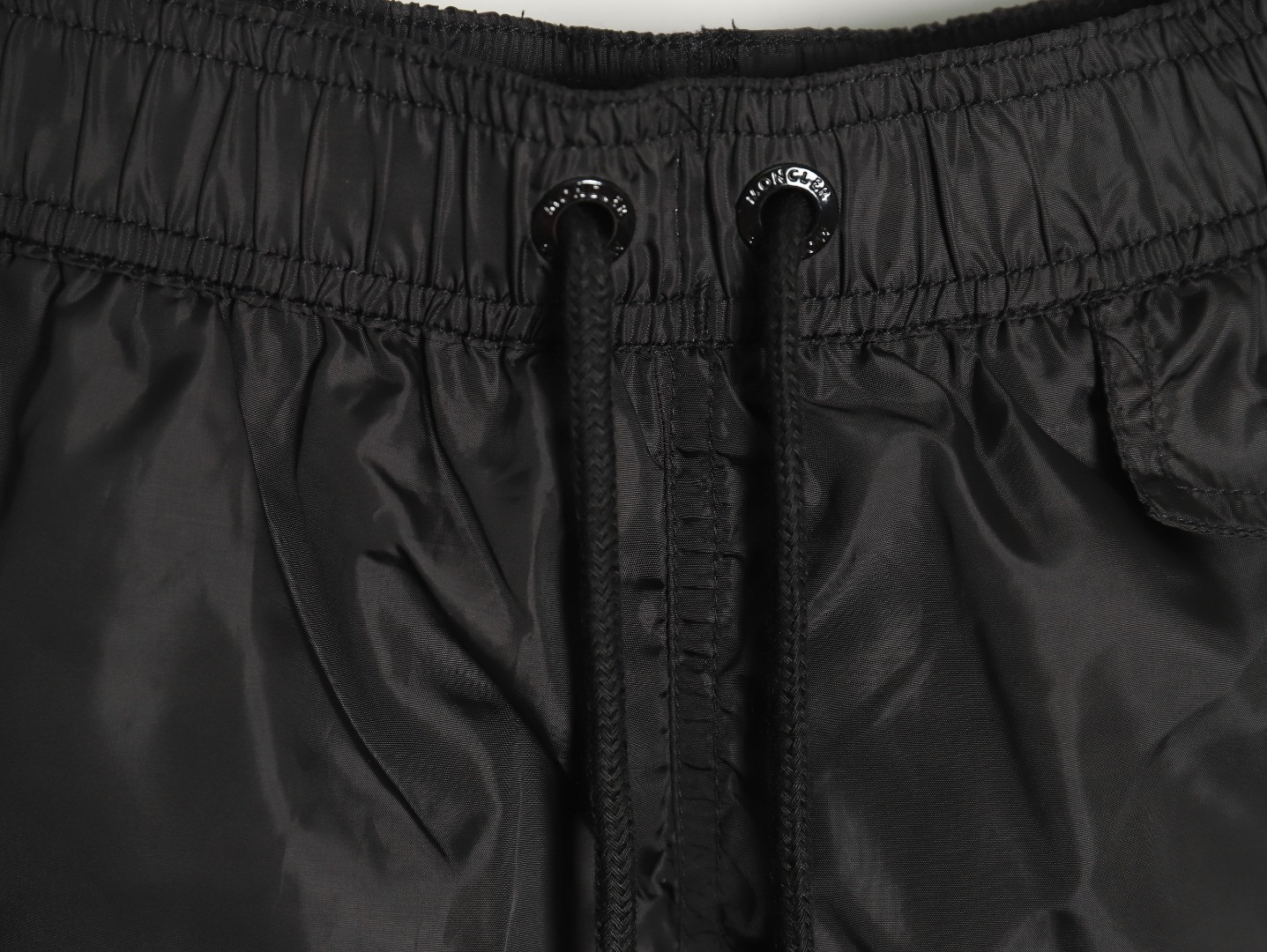 M0nc1er shorts