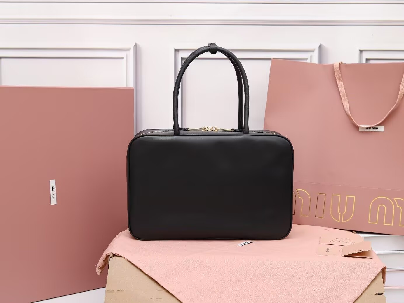 M1v M1v leather beau bag 34x23x12cm