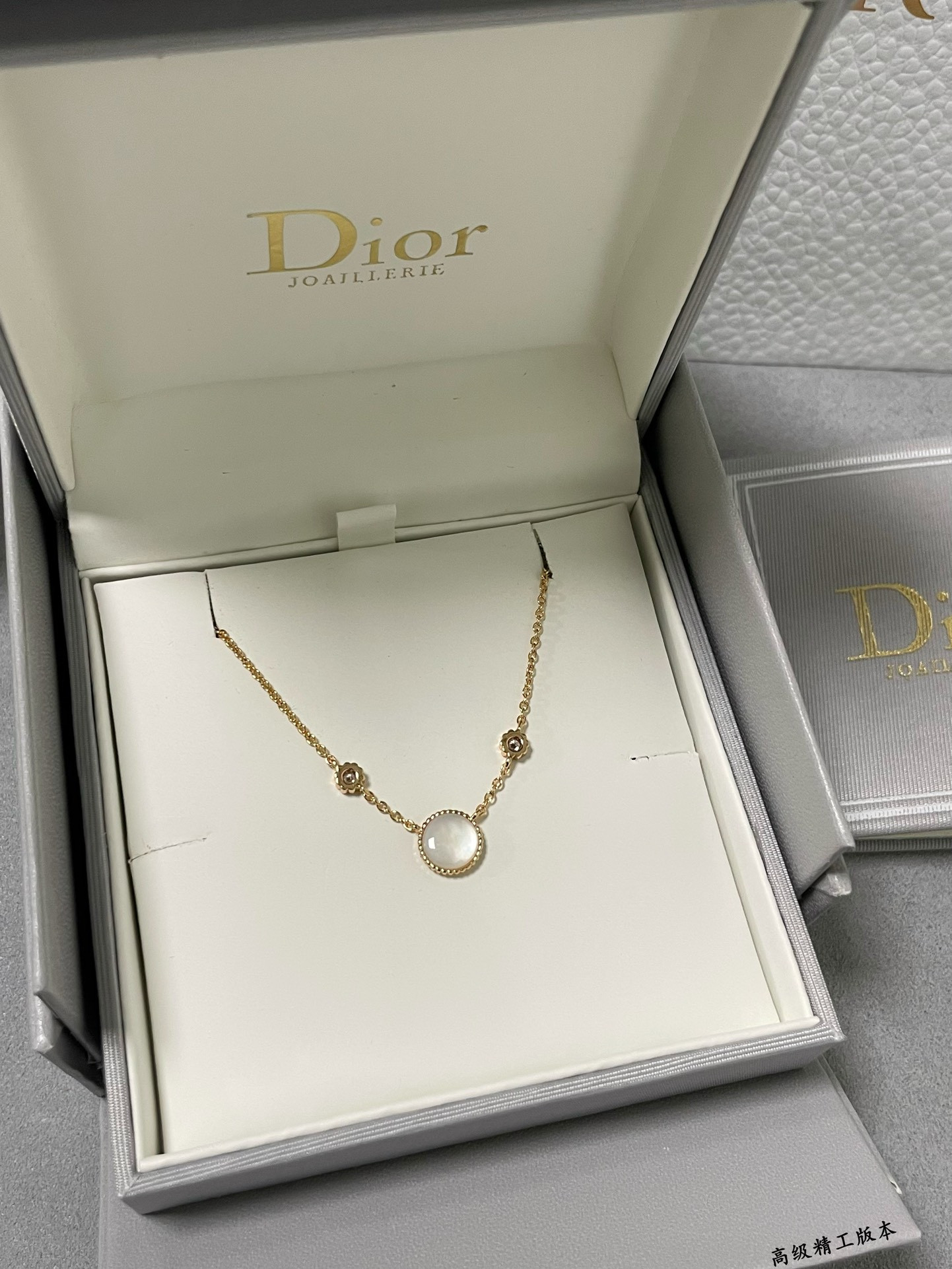D*or mini compass necklace