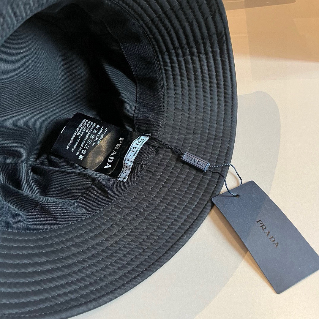 Pra*a re-nylon bucket hat