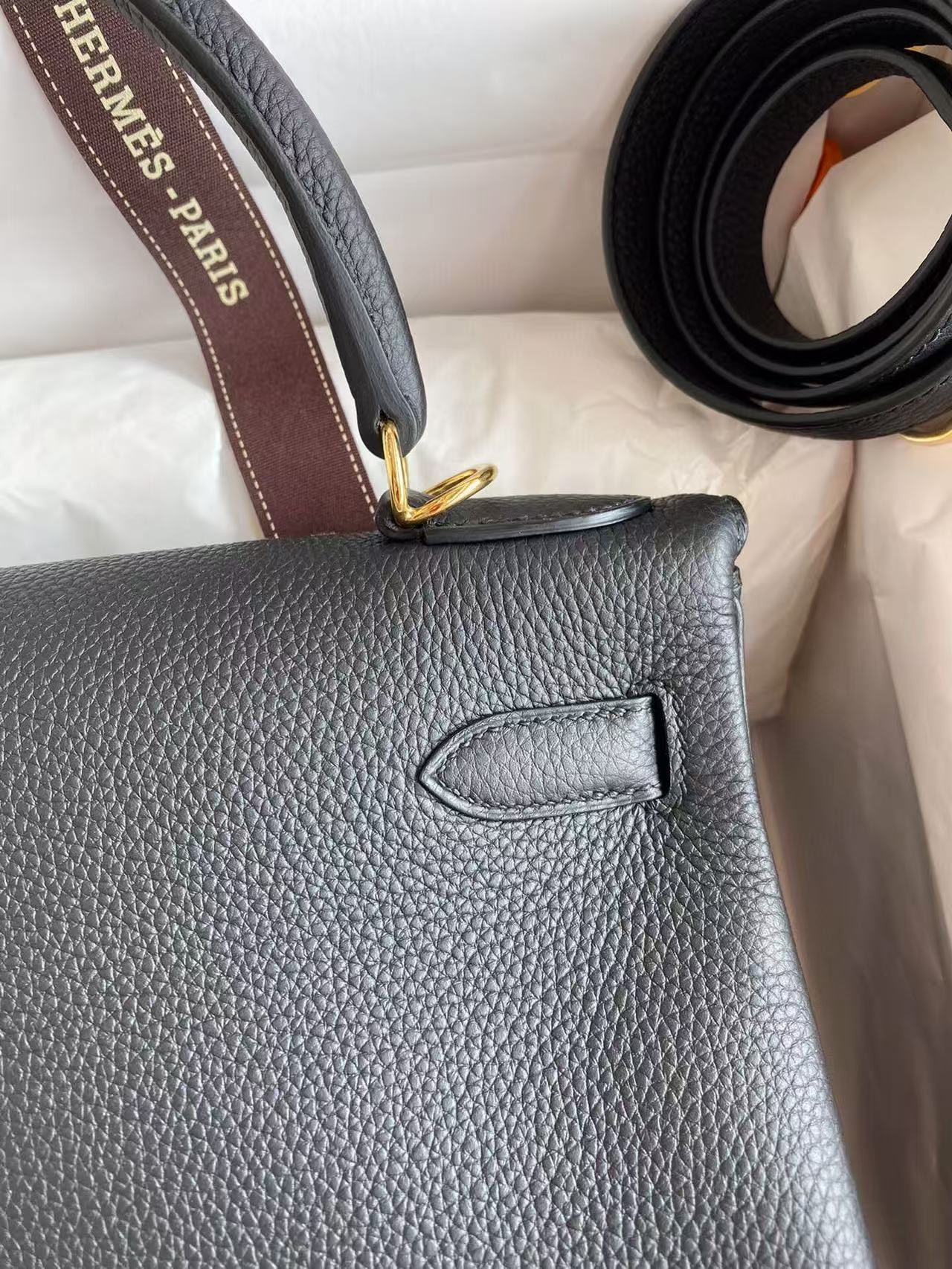 H**mes Kelly Gold-tone Hardware 25 28