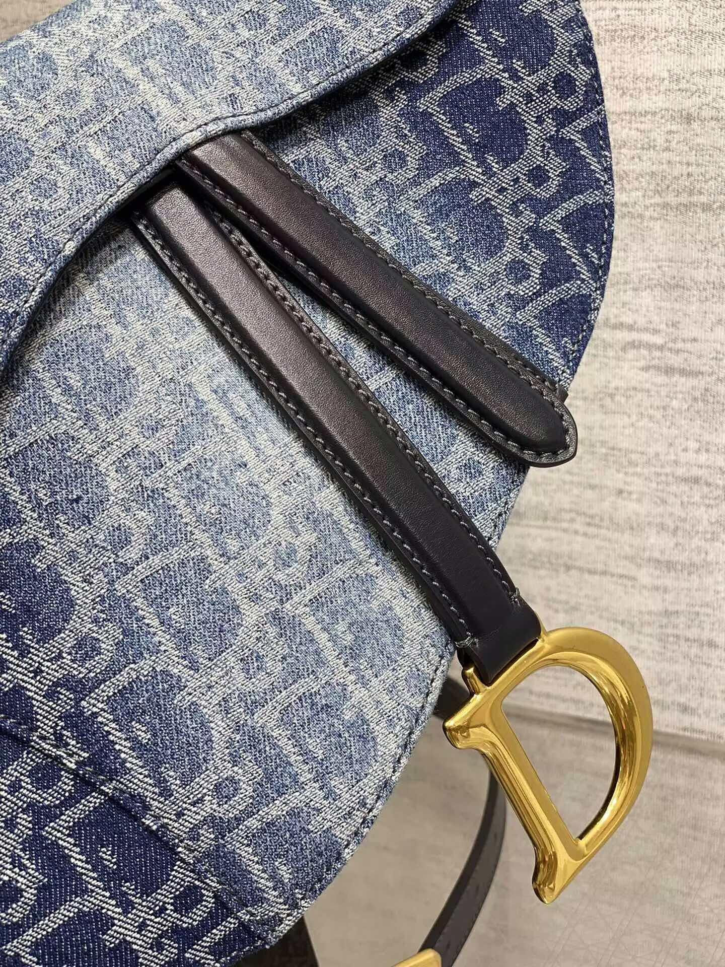 d*or saddle bag with strap  blue De*1m d*or oblique jacquard 25.5 x 20 x 6.5 cm