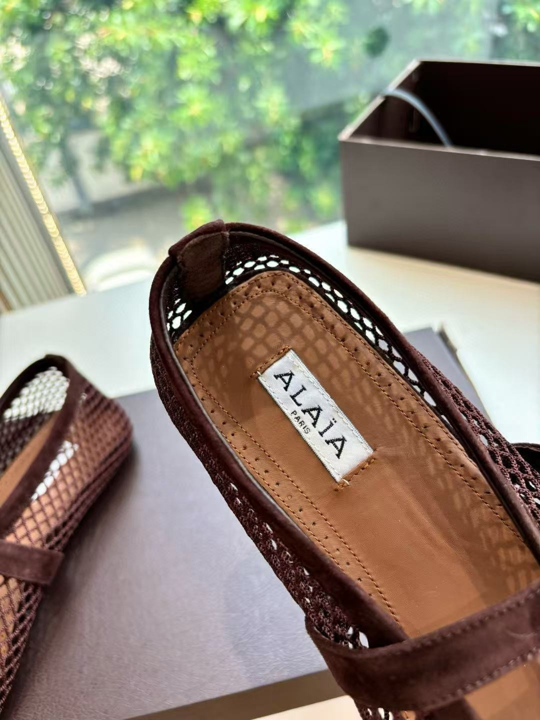 UA A1a1a BALLET FLATS IN FISHNET