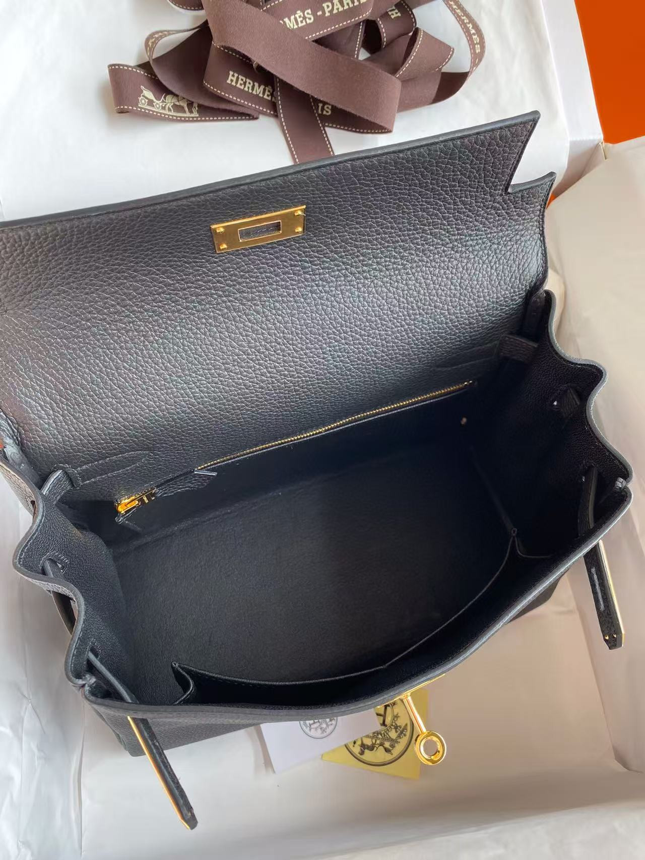 H**mes Kelly Gold-tone Hardware 25 28