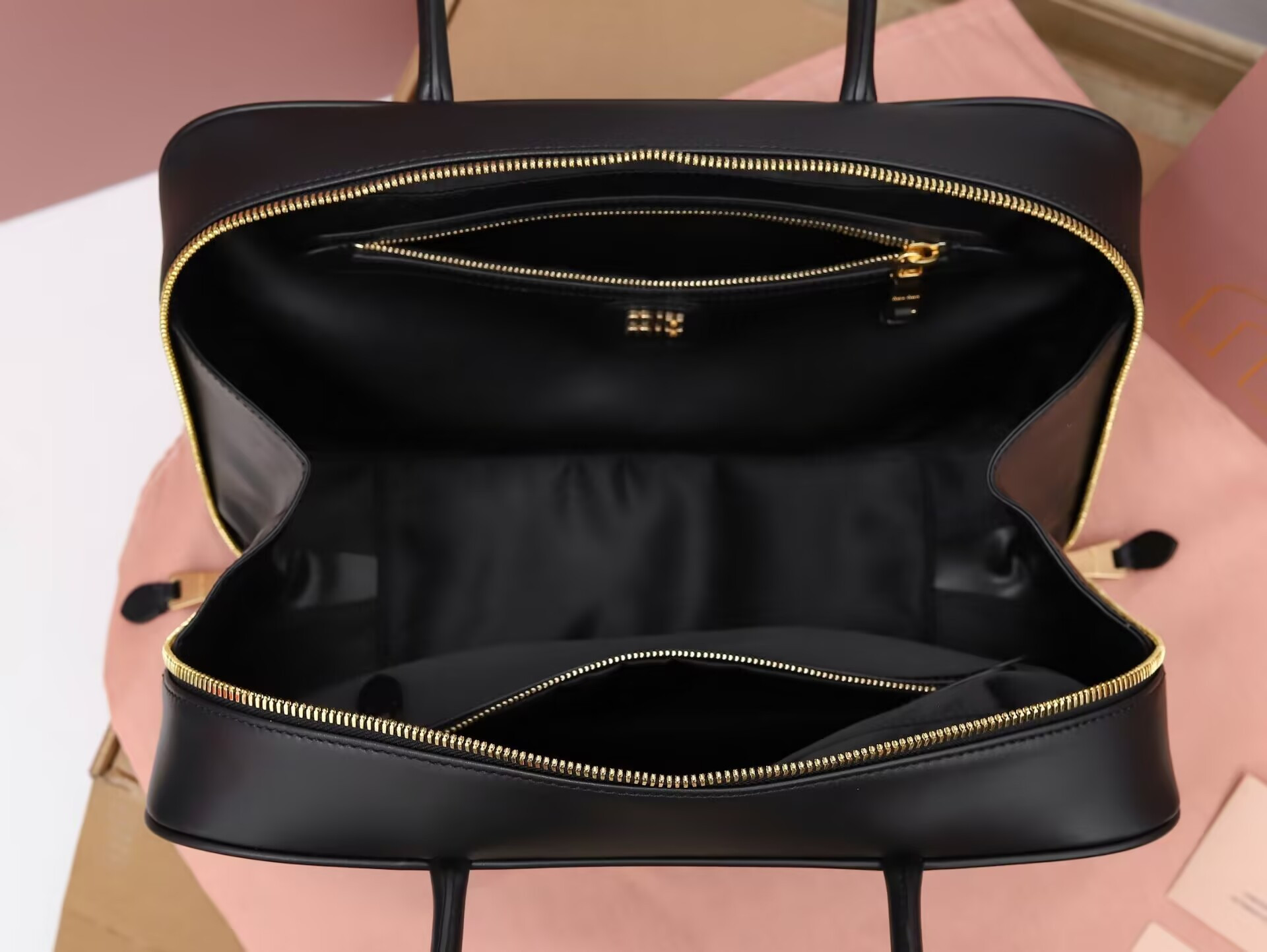 M1v M1v leather beau bag 34x23x12cm