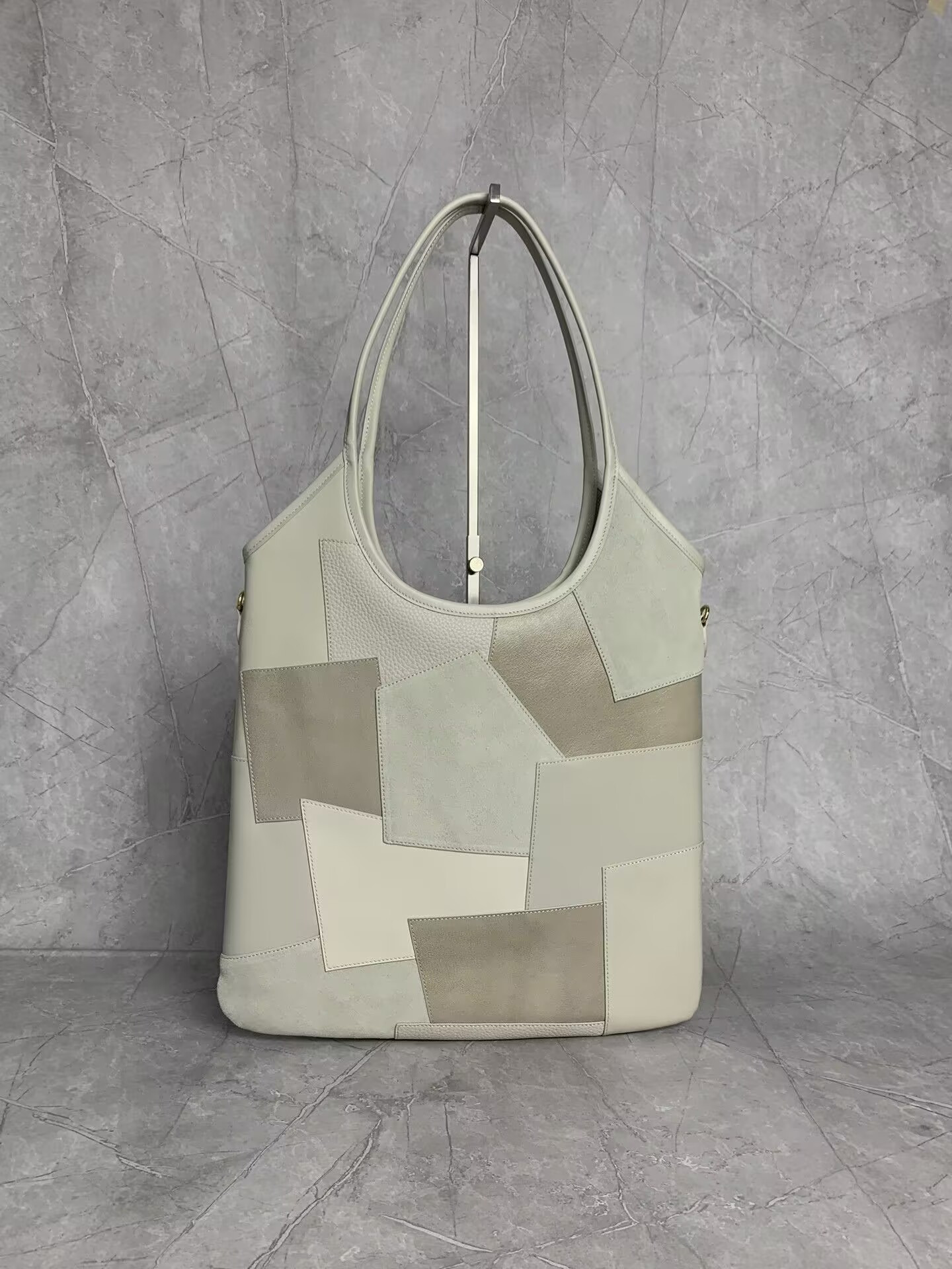 M1v M1v ivy leather patchwork bag 40x35cm