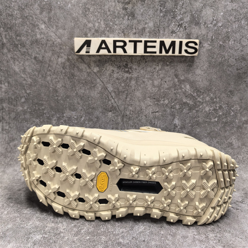 ua M0nc1er trailgrip