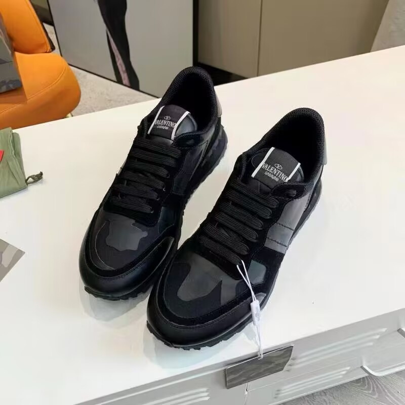 ua Va1e*ntin0 garavani rockrunner