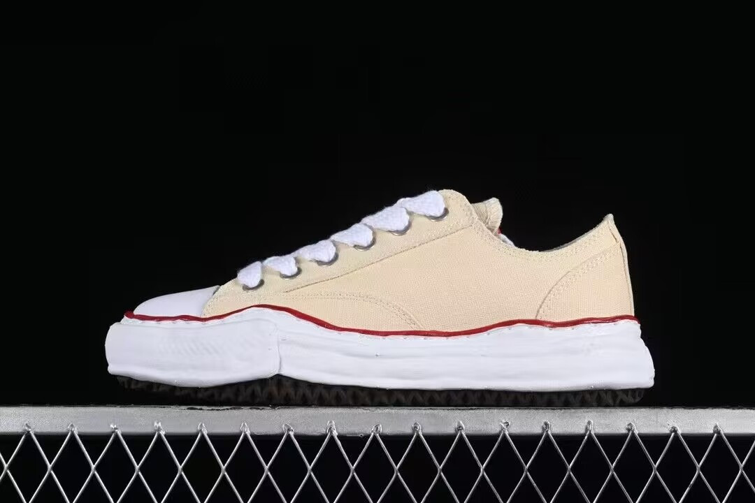 ua Ma*s*n mihara yasuhiro peterson low canvas natural