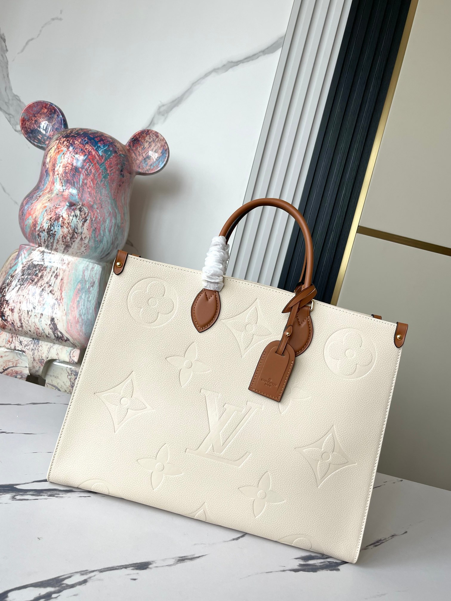 LV OnTheGo GM M45933 16.1 x 13.4 x 7.5inches