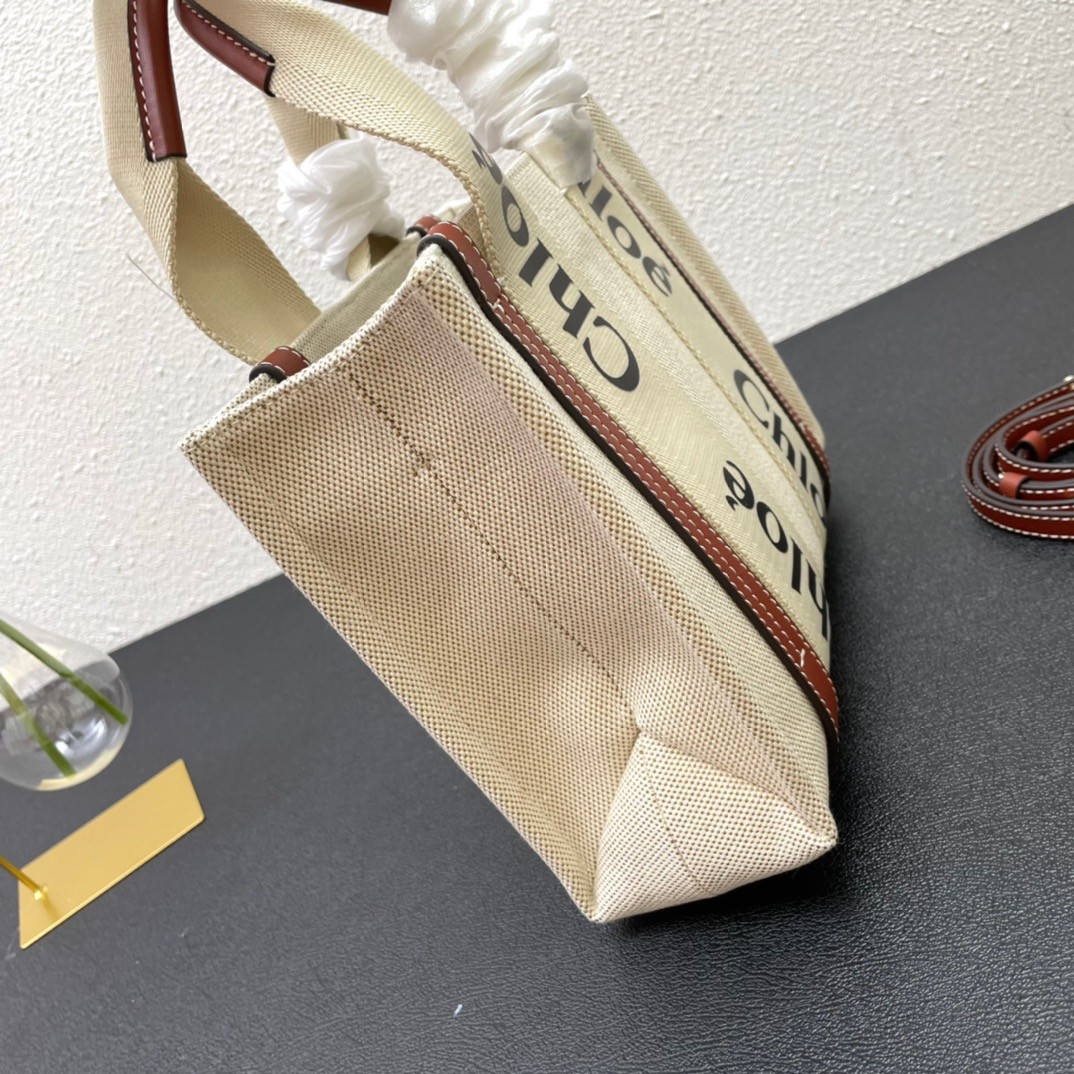 Ch10é woody tote bag 26×20×8cm