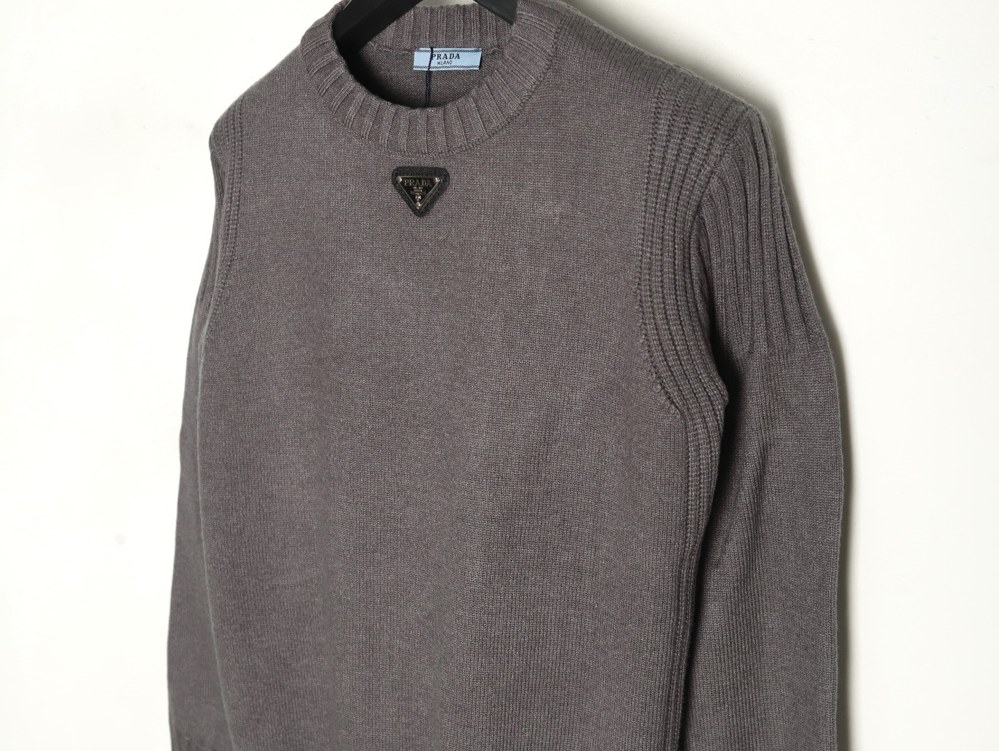 Pra*a prd 24fw knitting sweaters