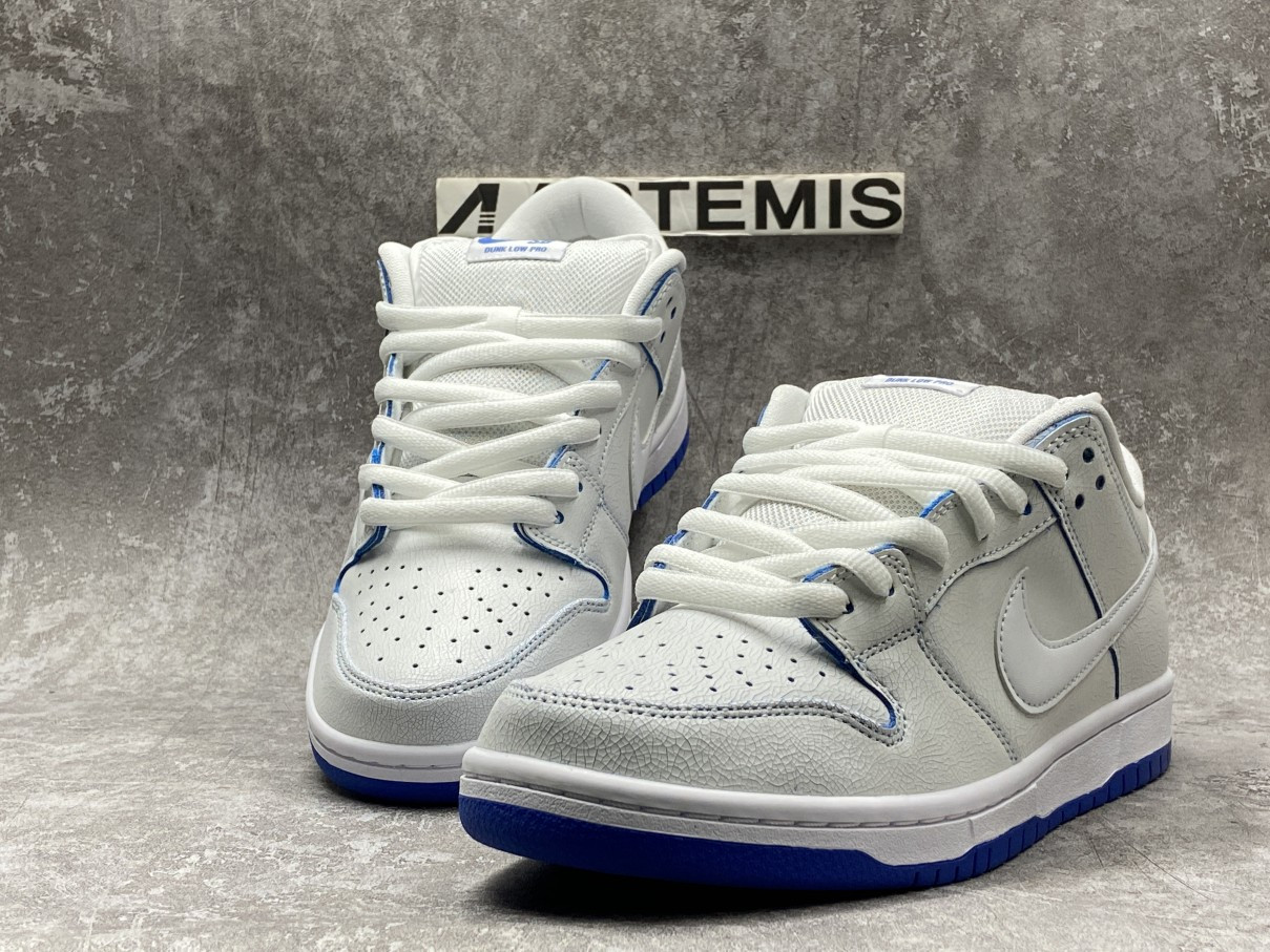 nike sb dunk low preM1vm white game royal