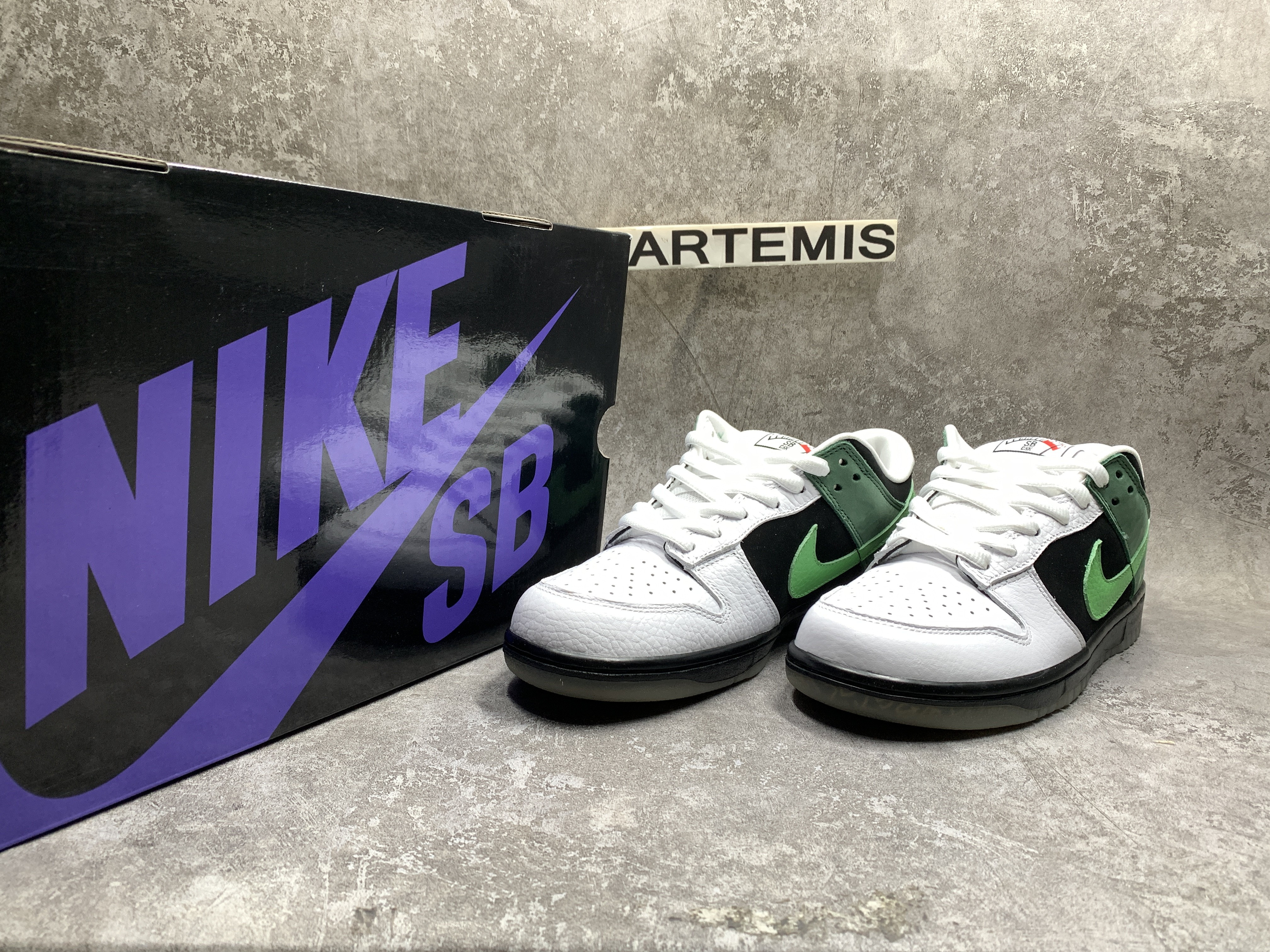 nike dunk low preM1vm sb c & k