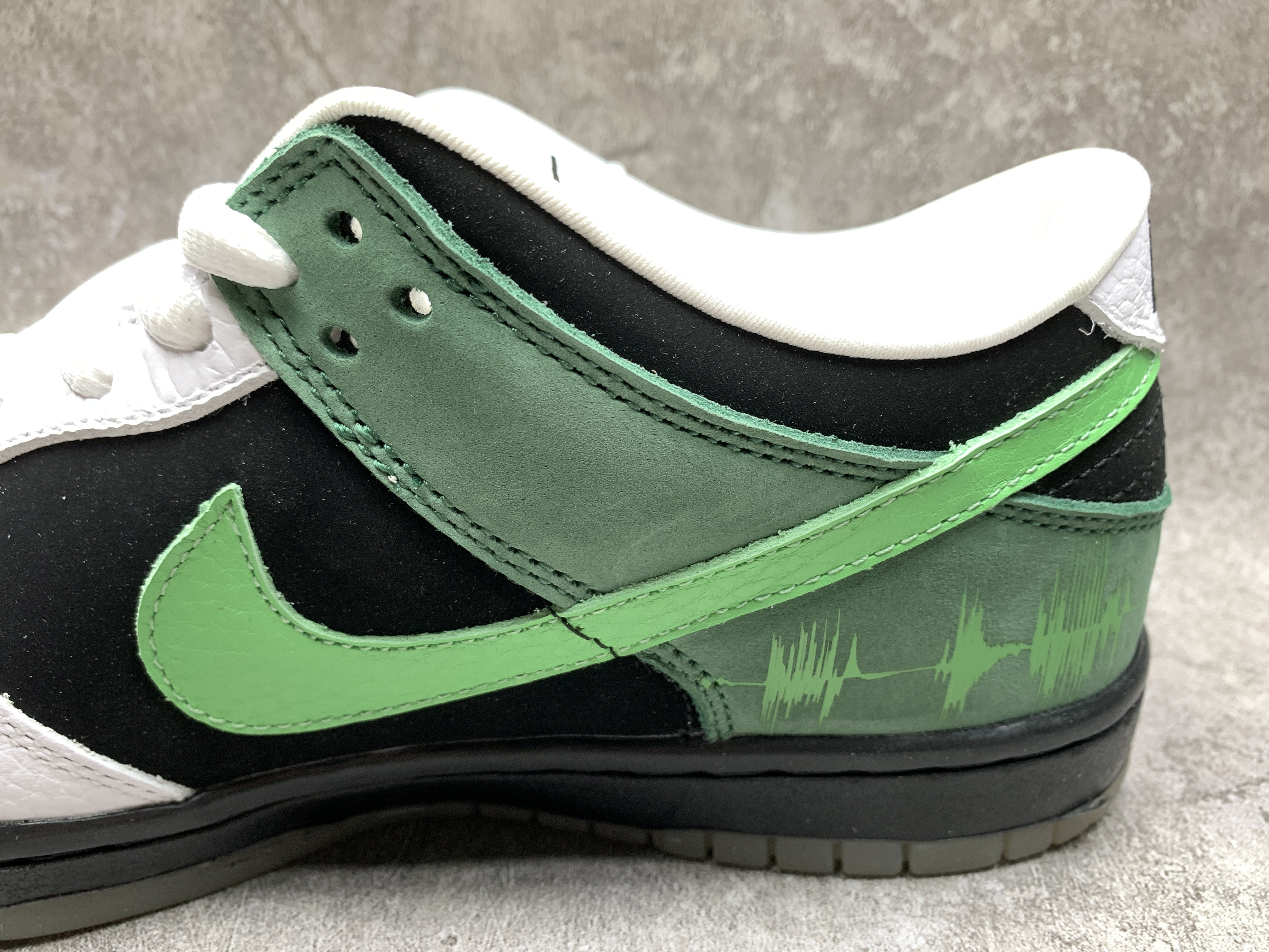 nike dunk low preM1vm sb c & k