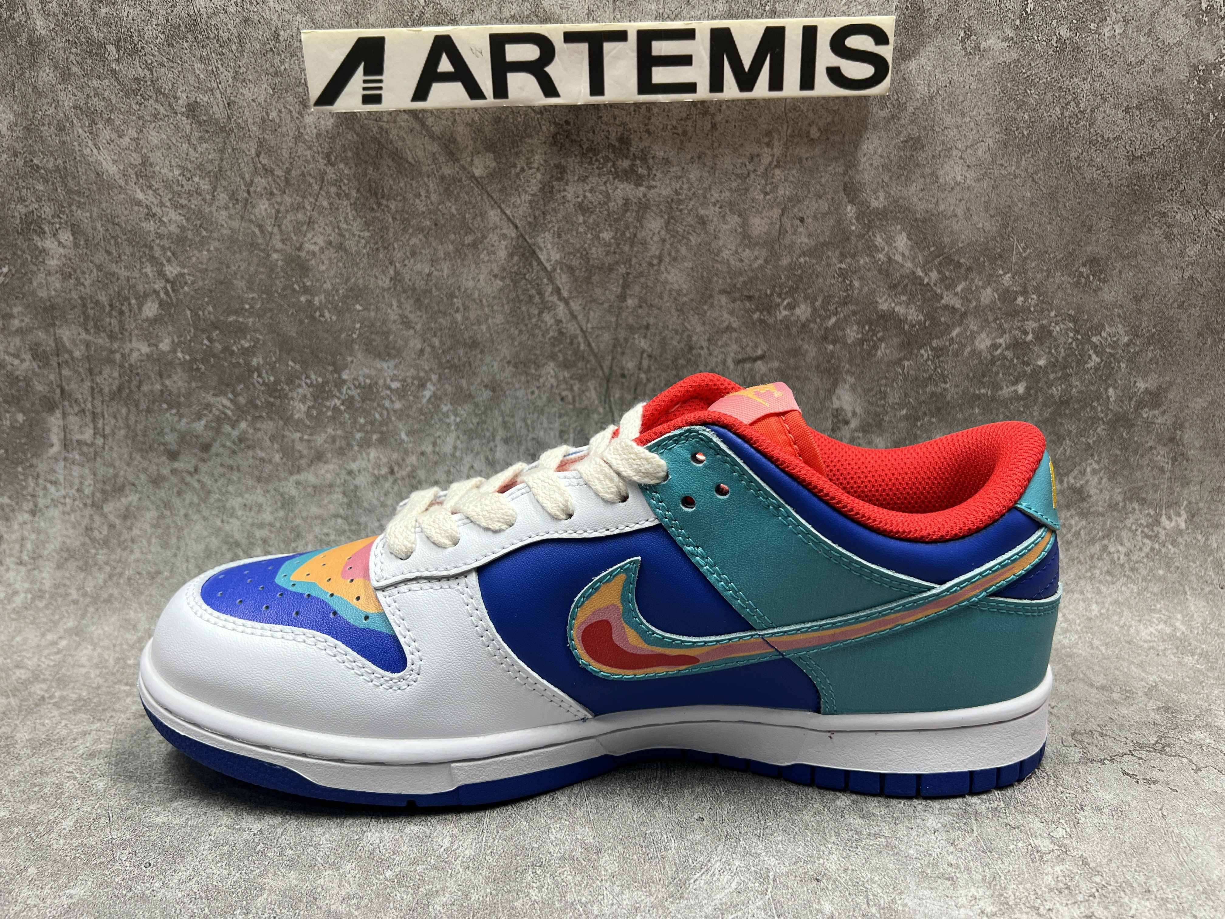 nike dunk low katsuhiro T0mo