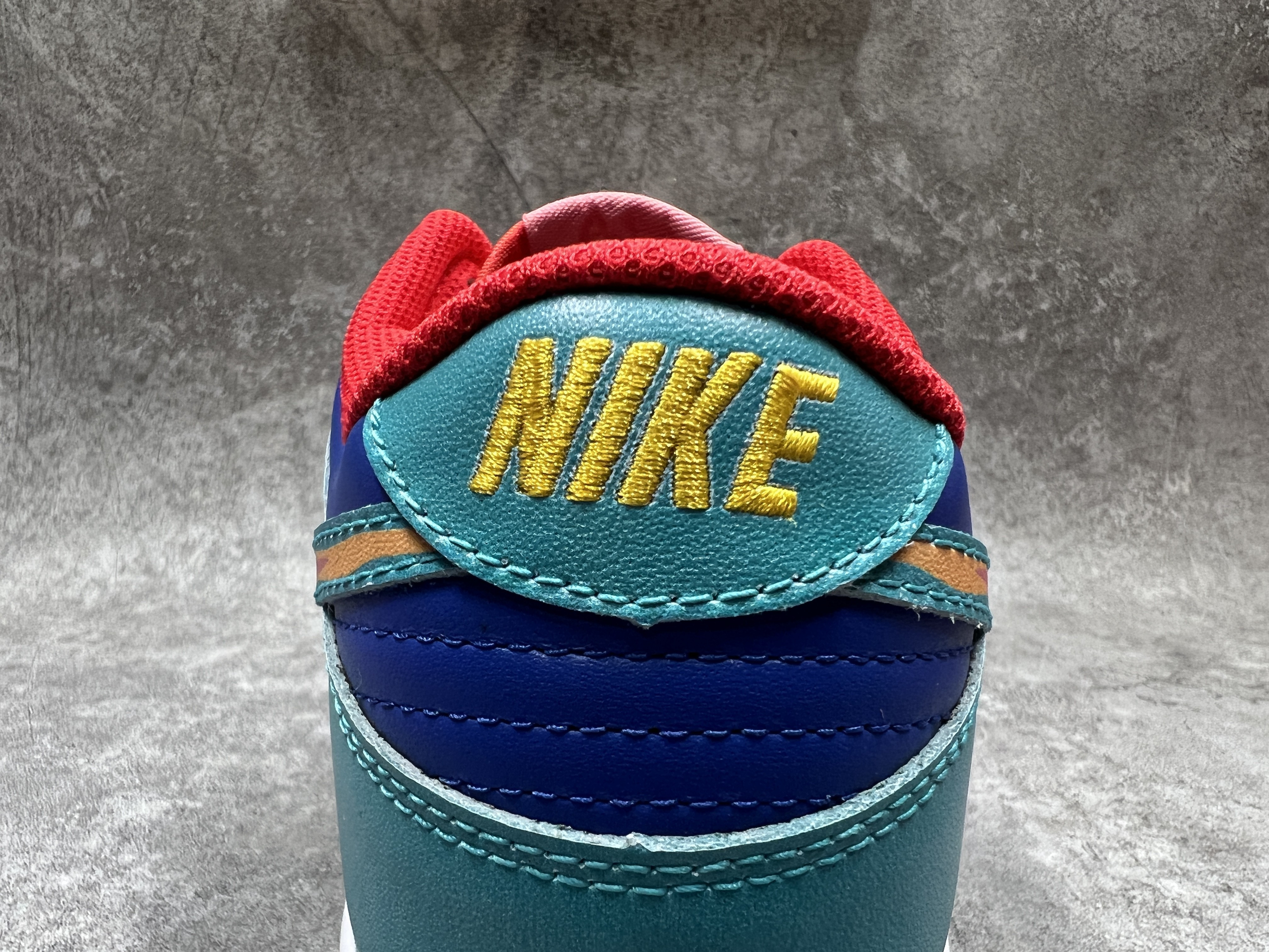 nike dunk low katsuhiro T0mo