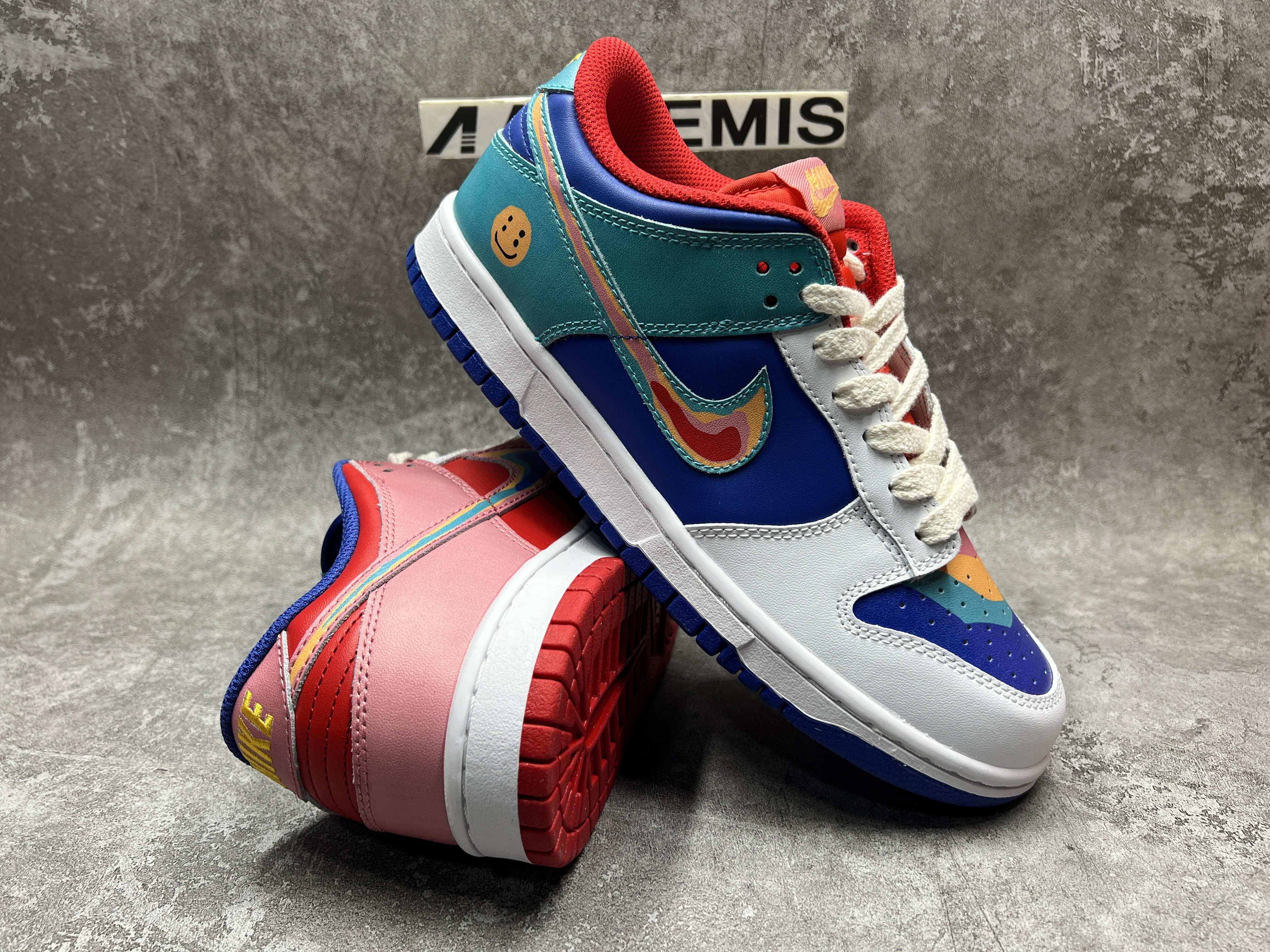 nike dunk low katsuhiro T0mo