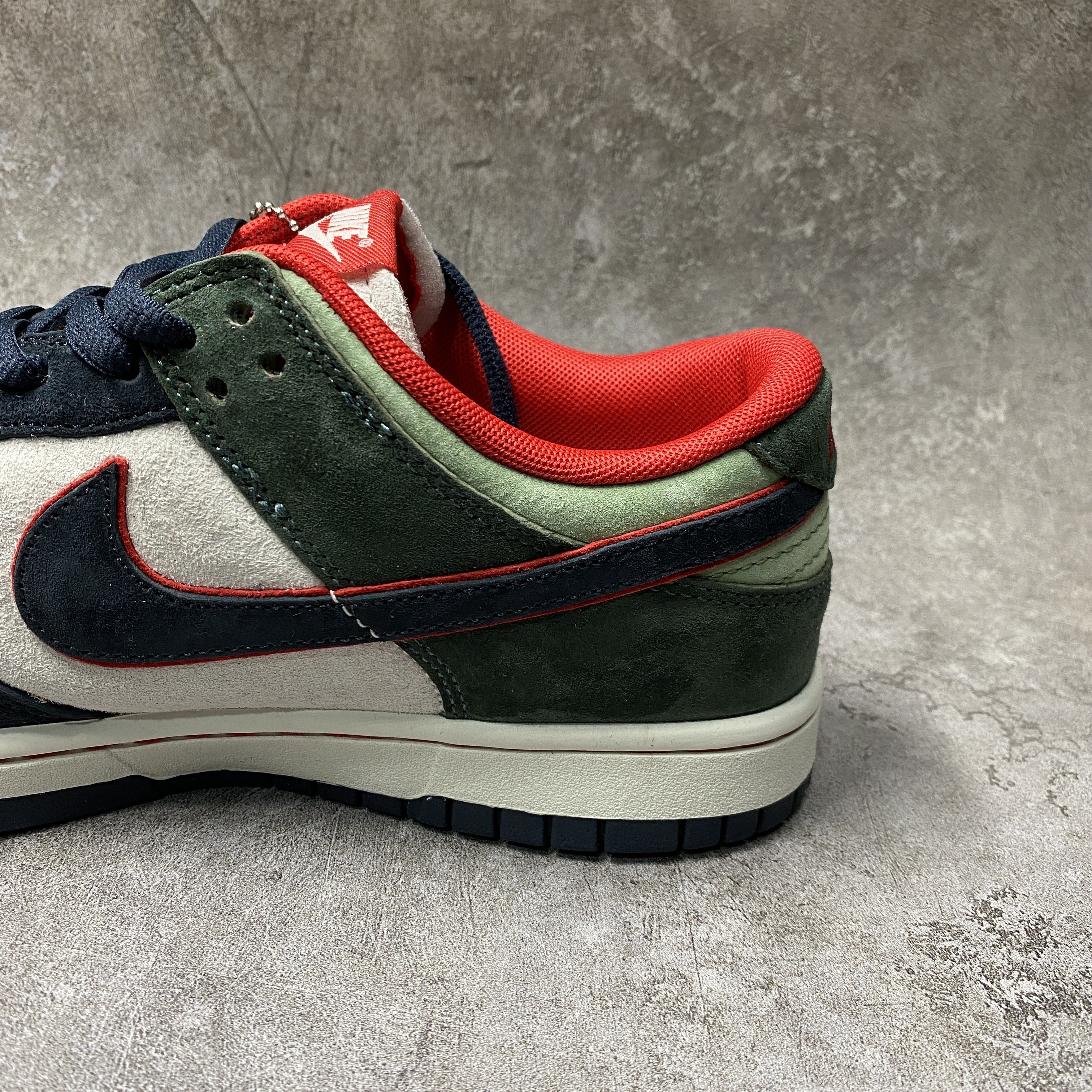 nike sb dunk low katsuhiro oT0mo steamboy ost