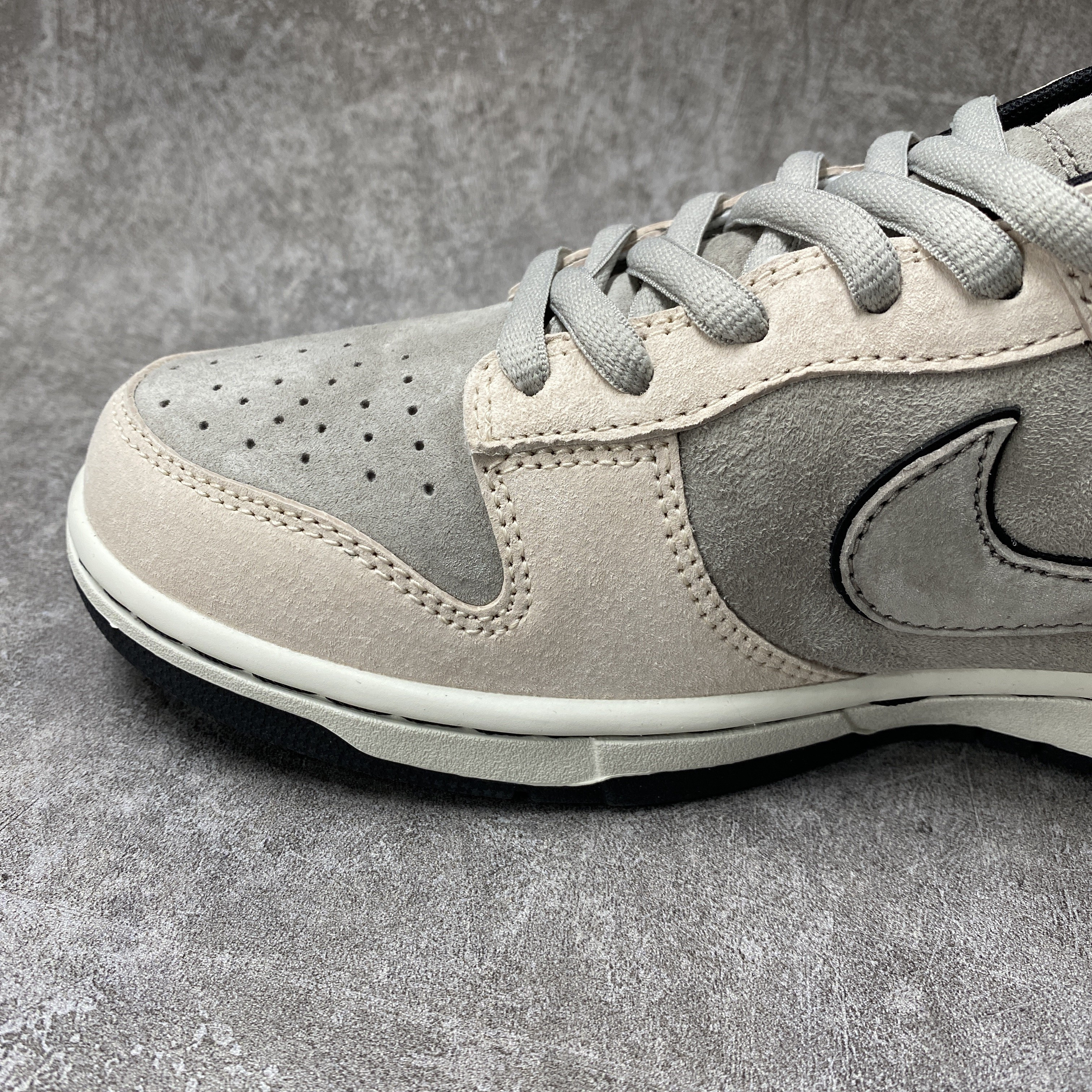 nike dunk low katushiro T0mo ombres volantes