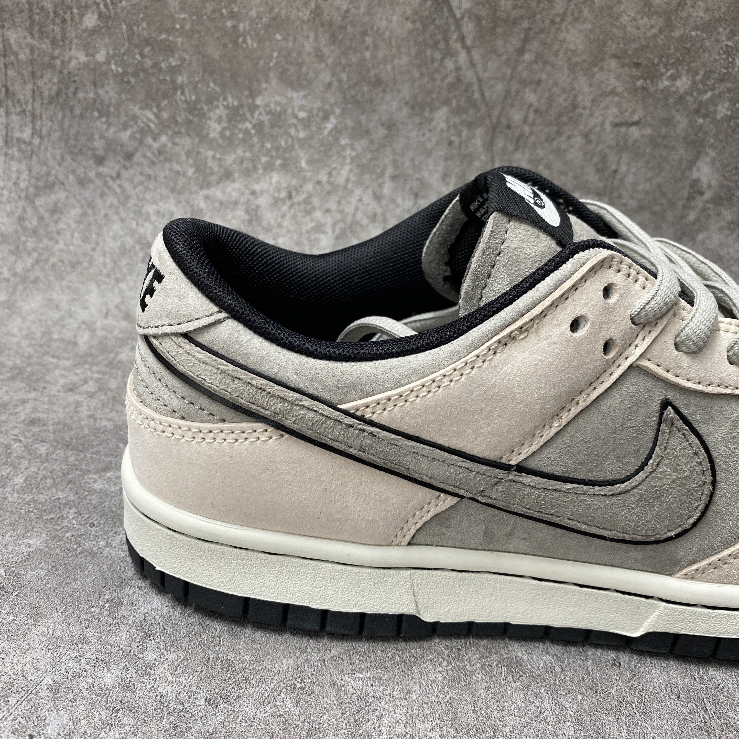 nike dunk low katushiro T0mo ombres volantes