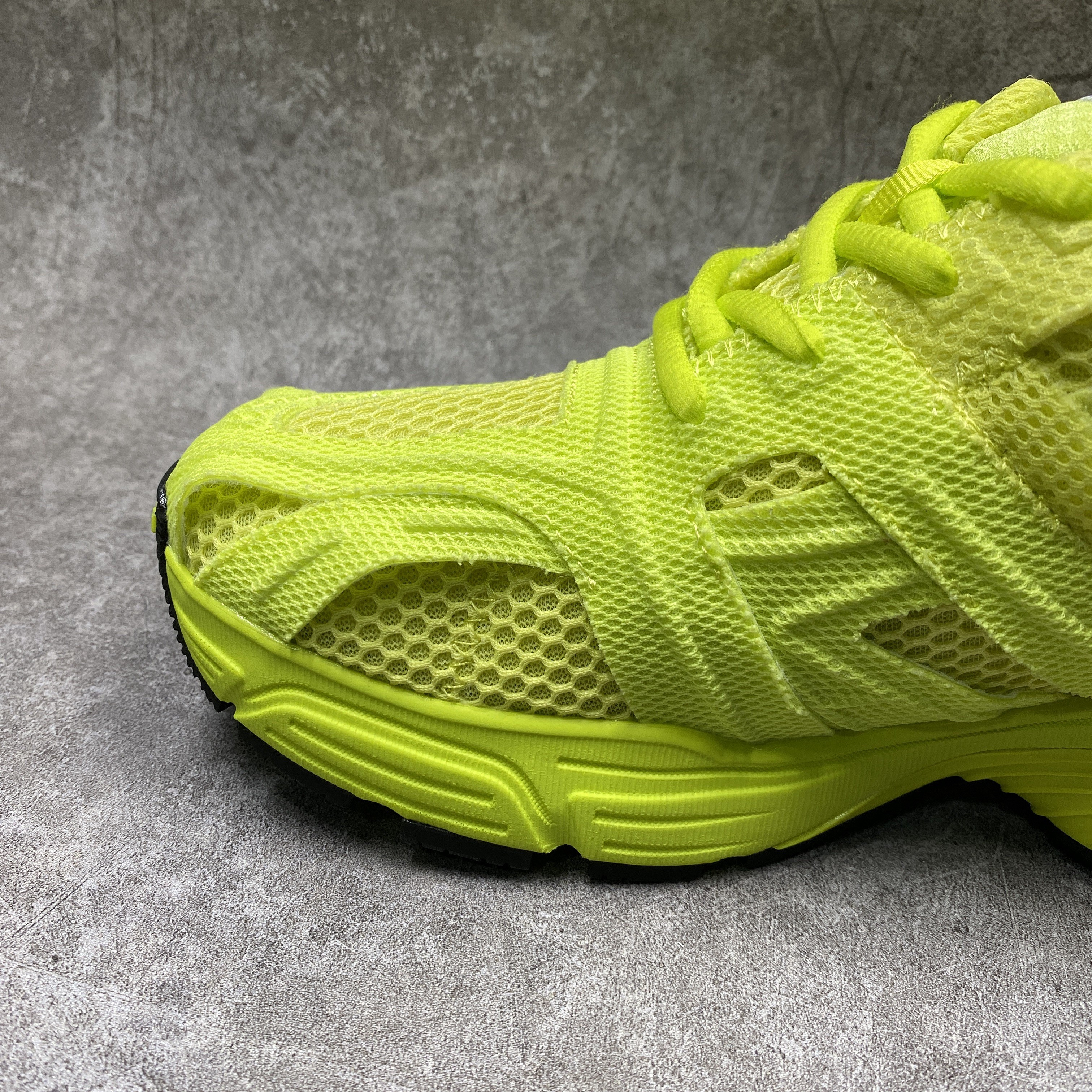 balenciga phanT0m sneaker yellow
