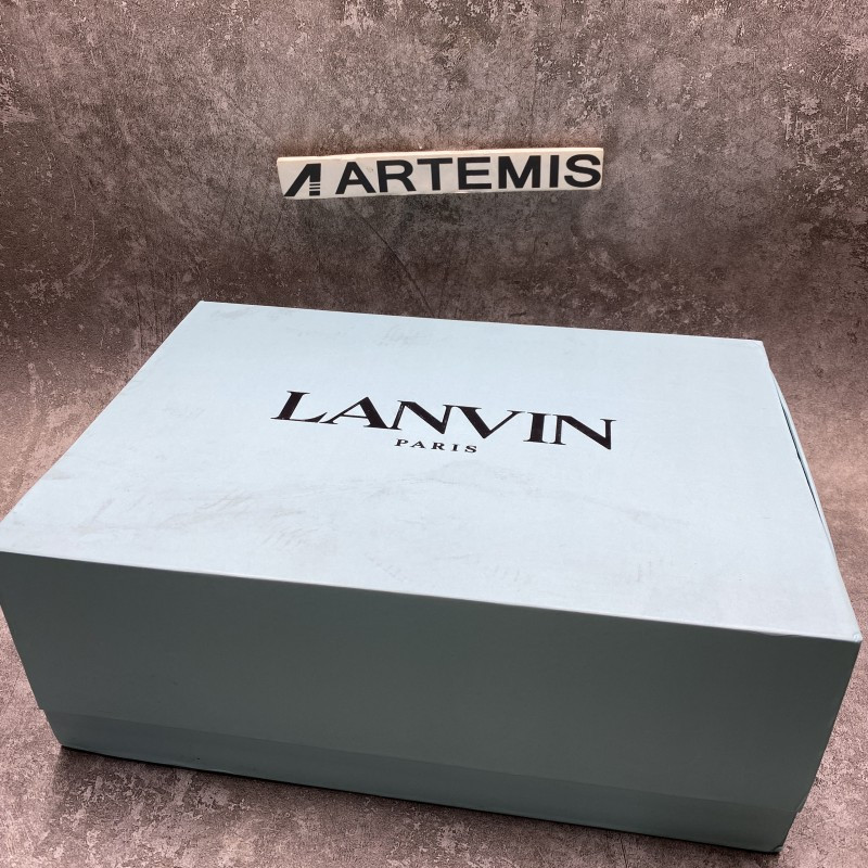 Lanu1n leather curb light blue gum
