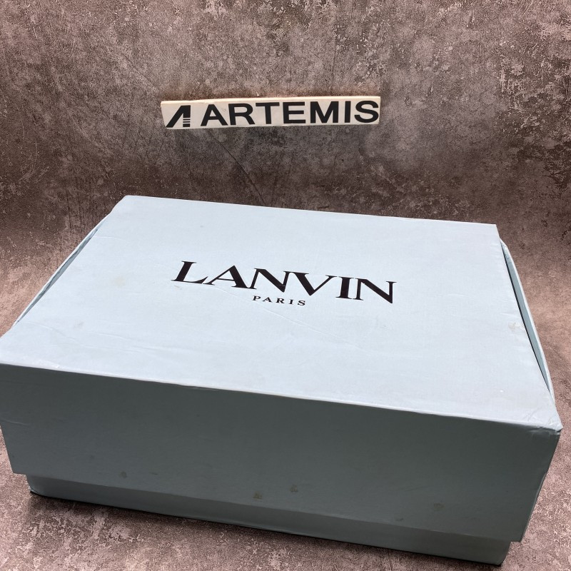 Lanu1n leather curb gallery dept