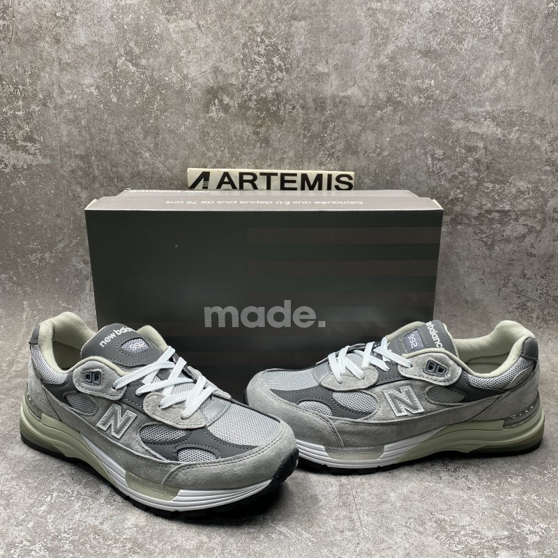 new Ba1an*e 992 grey