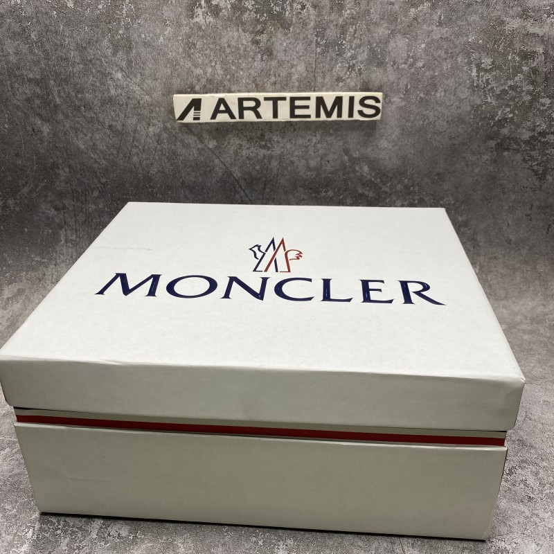 M0nc1er trailgrip gore-tex black red