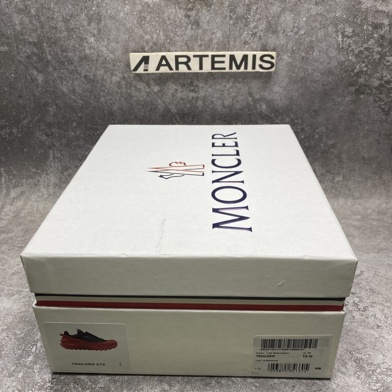 M0nc1er trailgrip gore-tex black red