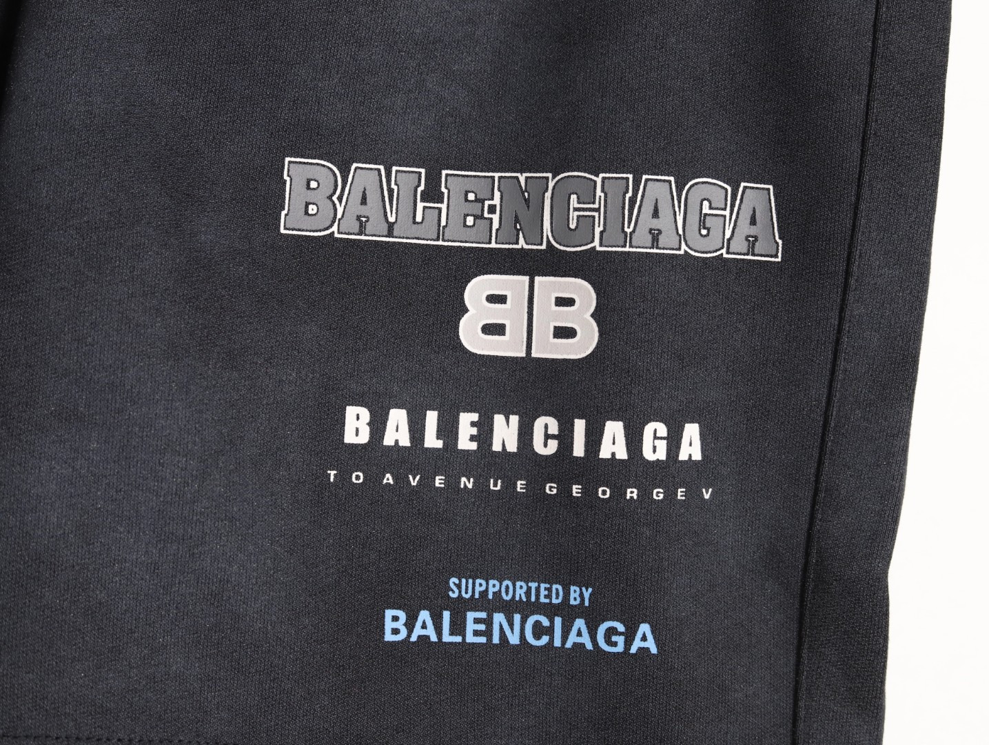 Ba*len*cia*ga shorts