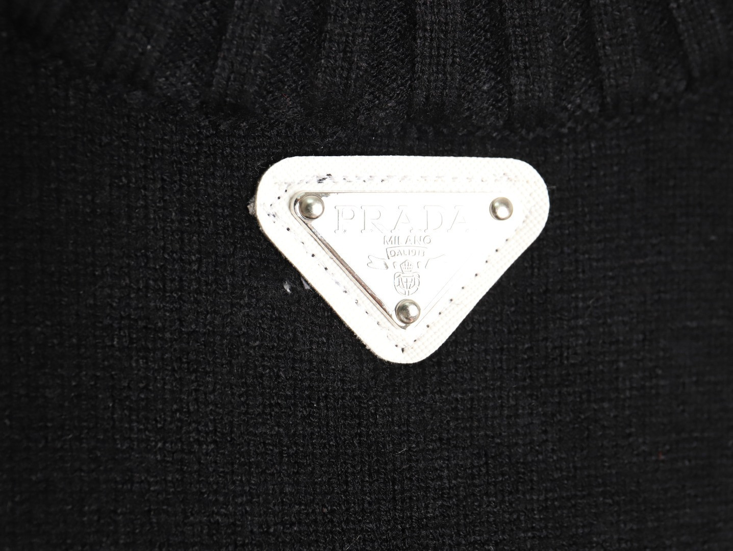 Pra*a prd 24fw knitting sweaters