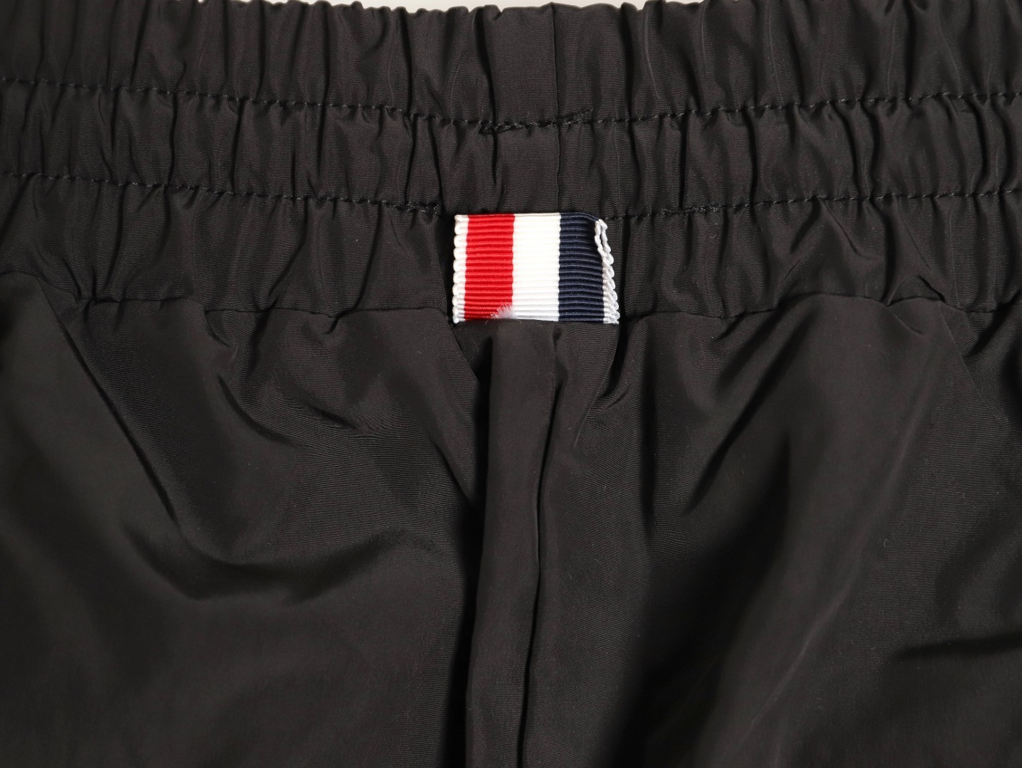 M0nc1er 22fw pants