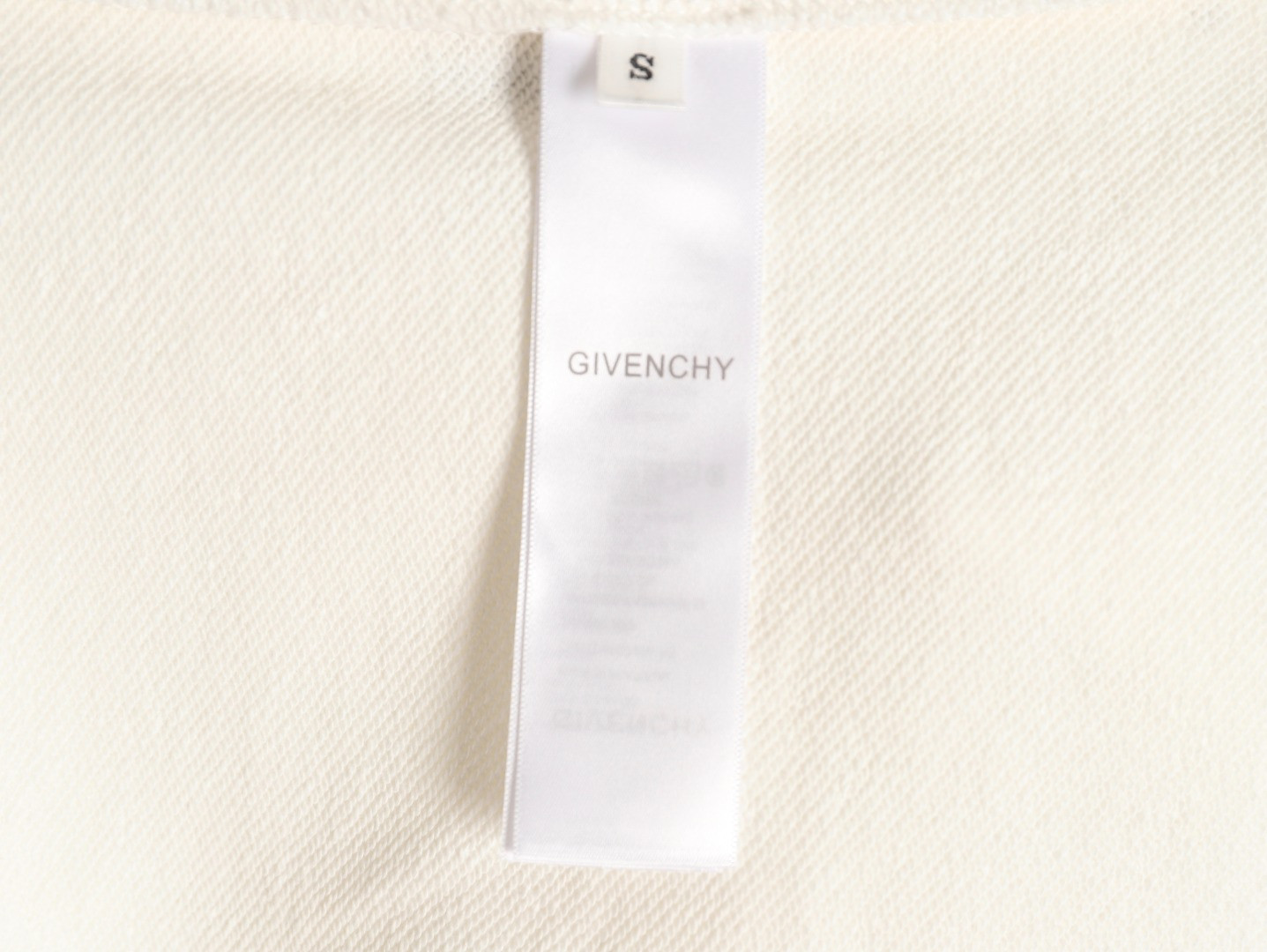 G1uenchy 25ss shorts