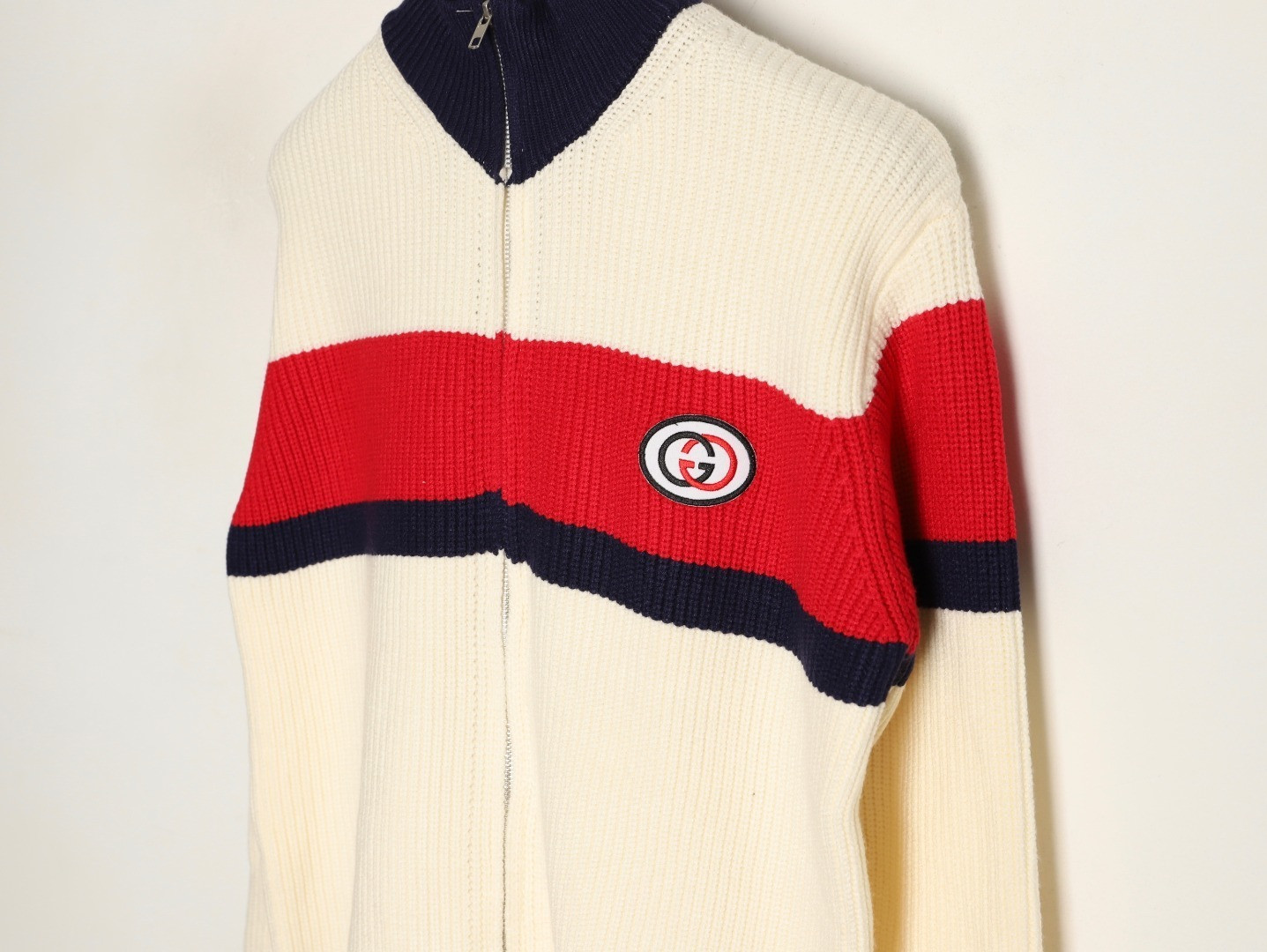 G*u*i 25fw sweaters coats