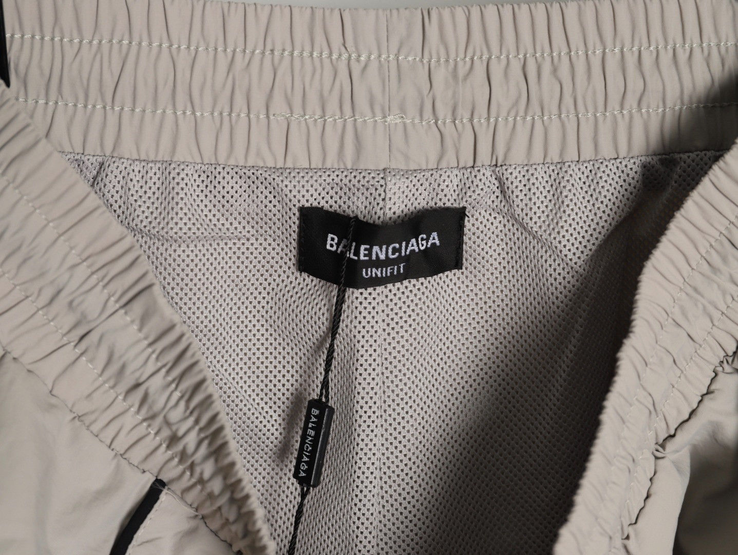 Ba*len*cia*ga shorts