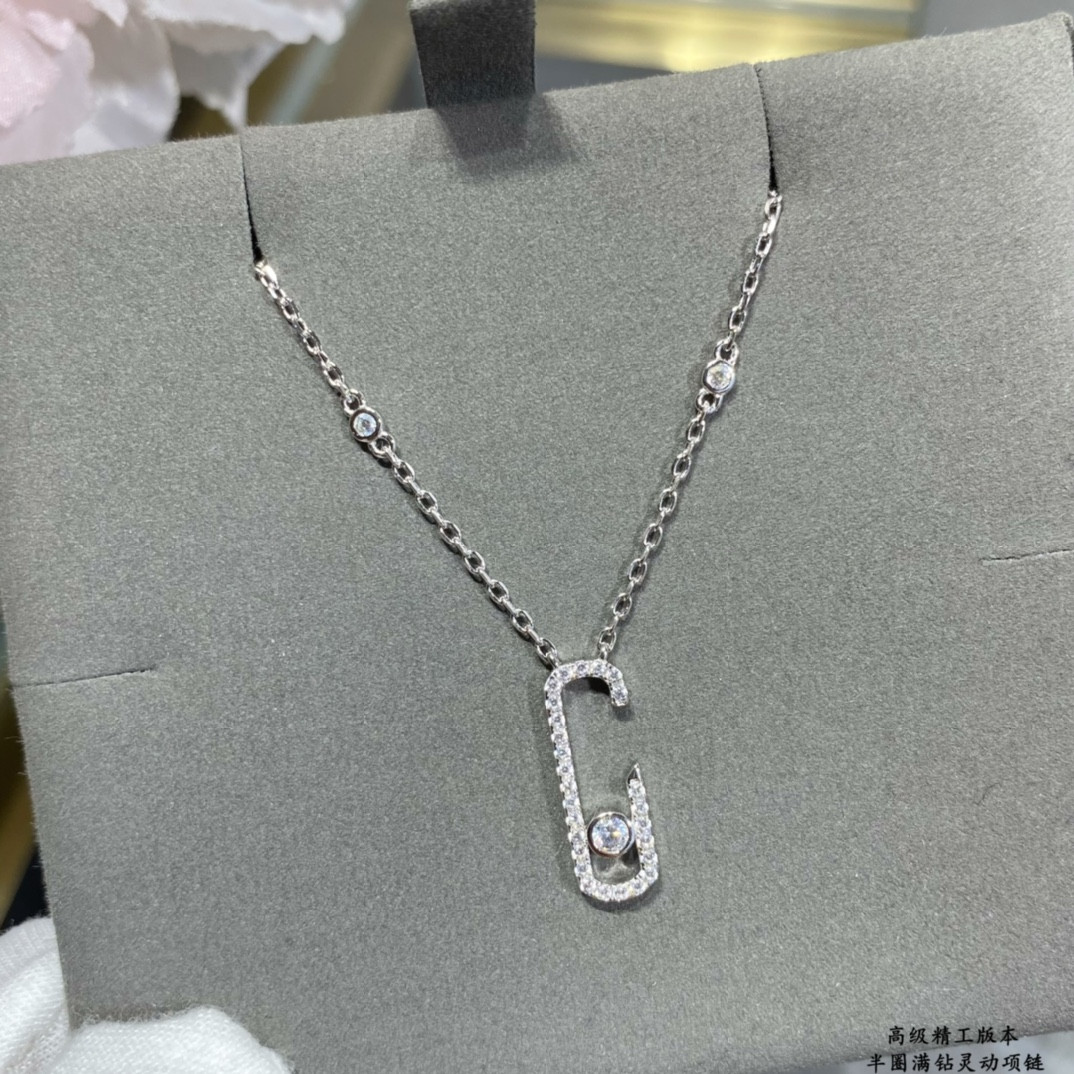 Mes1kaa semi-hoop full di*m*nd moving necklace