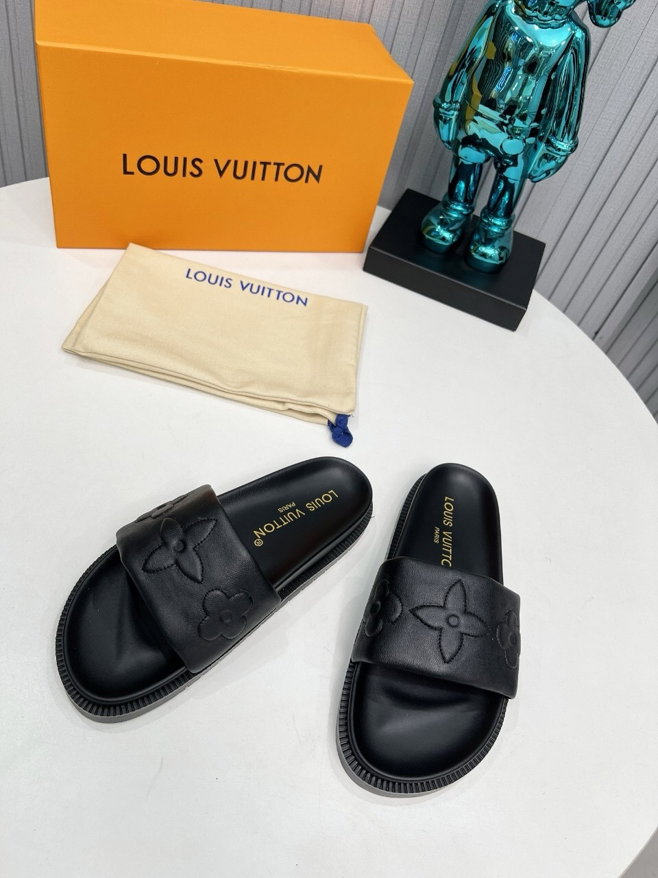 UA LV Shore Flat Comfort Mule