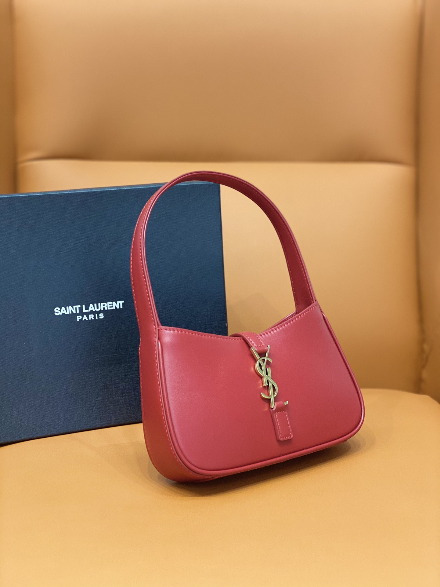 Y*L mini le 5 À 7 in smooth leather red 19 x 11.5 x 4.5 cm
