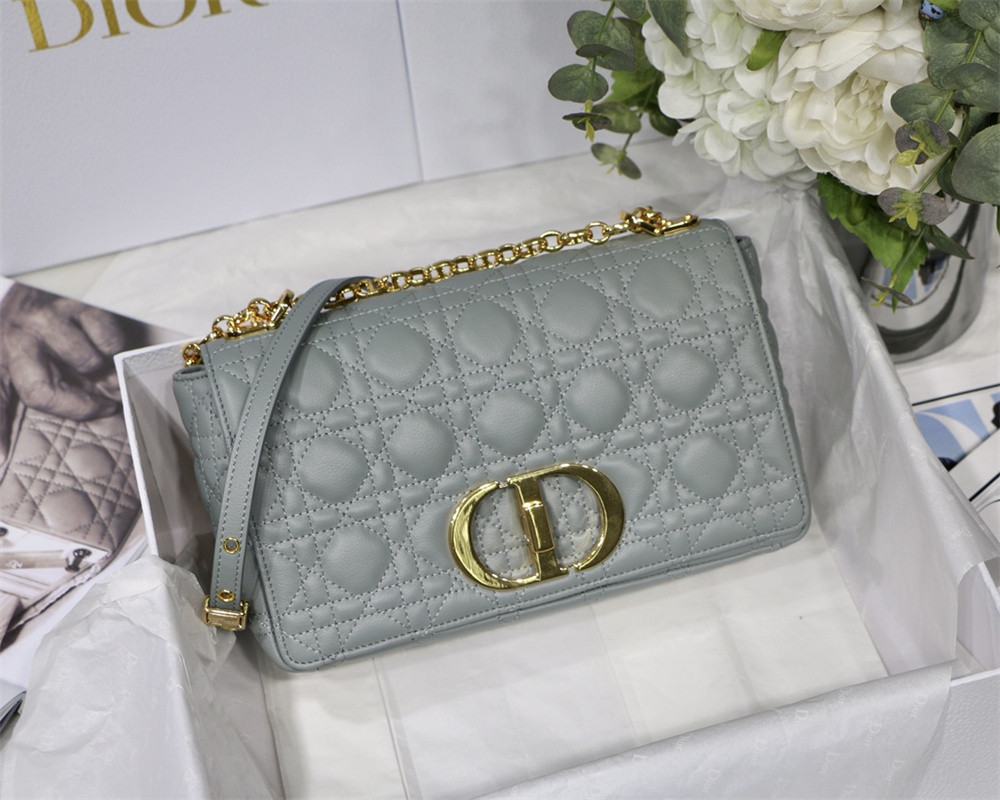medium d*or caro bag ethereal gray S*pple cannage calfskin 25.5 x 15.5 x 8 cm