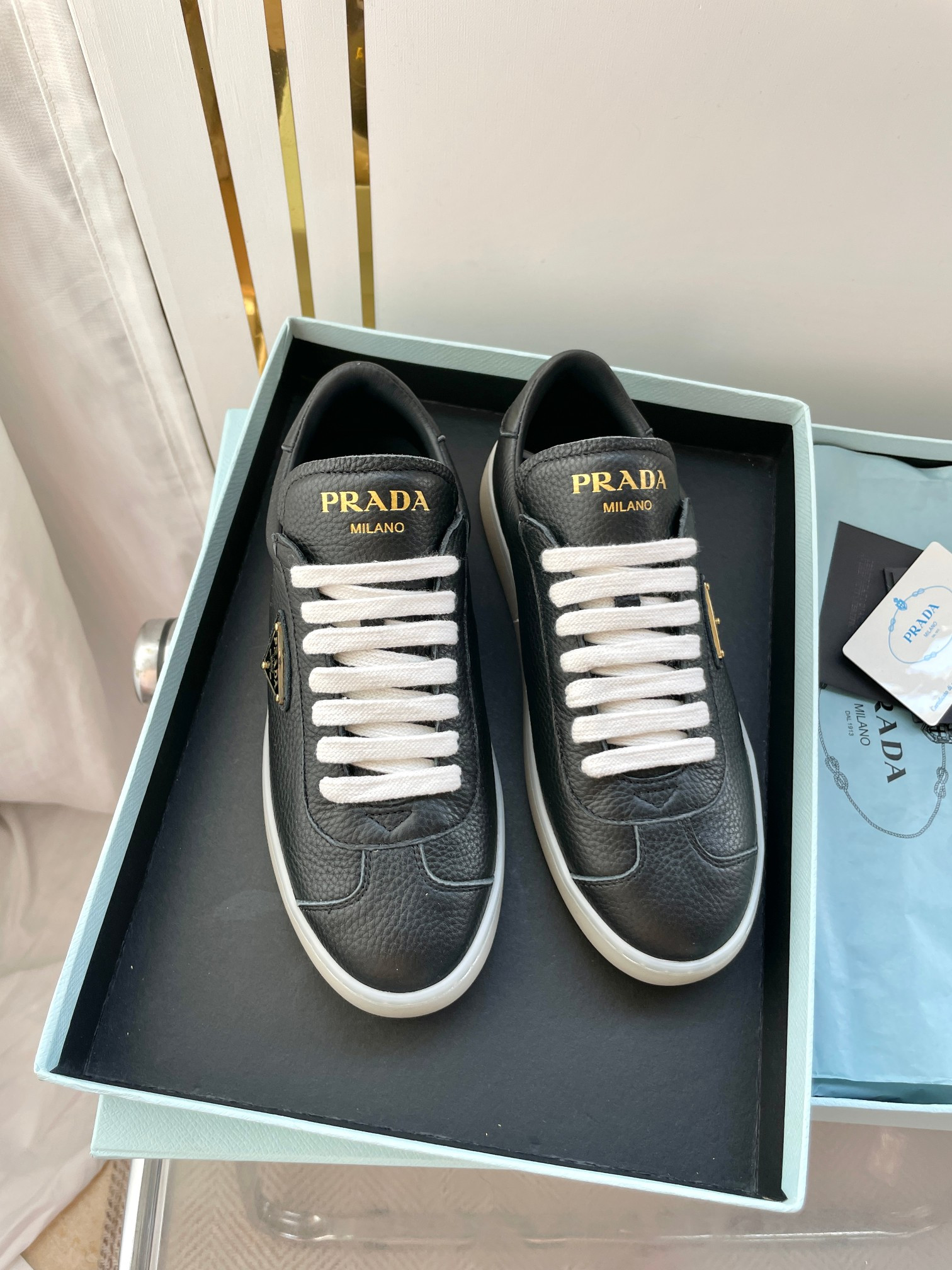 ua Pra*a downtown nappa leather sneakers