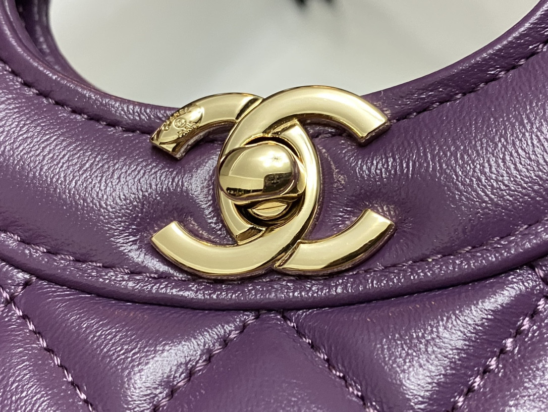 Ch*el mini shopping bag shiny lambskin & gold-tone metal 22x23x5.5cm